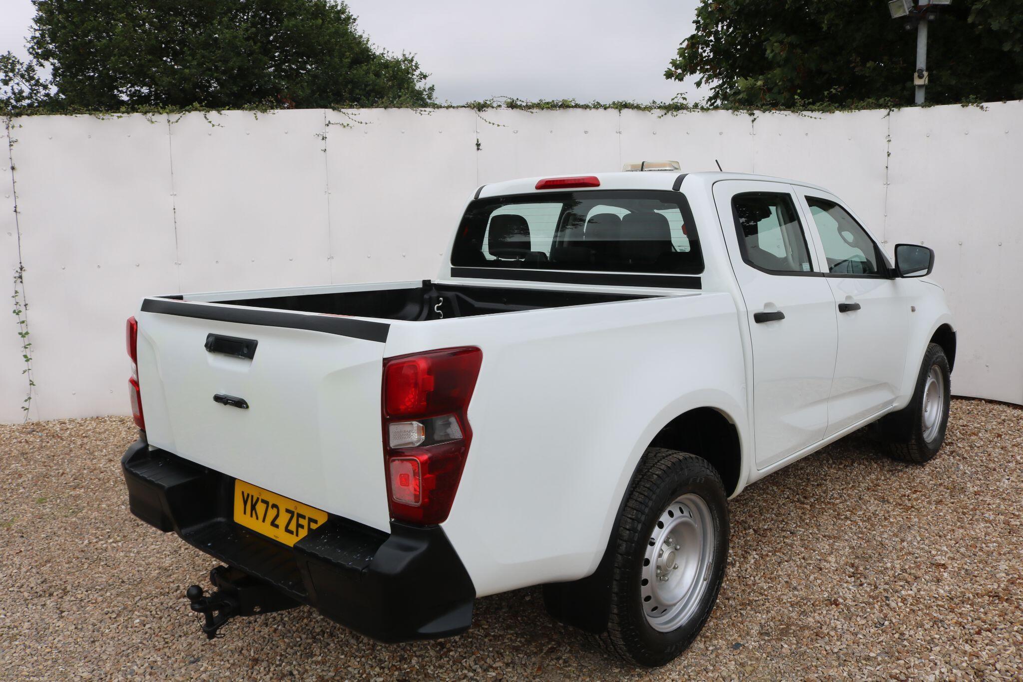Isuzu D-Max view 20