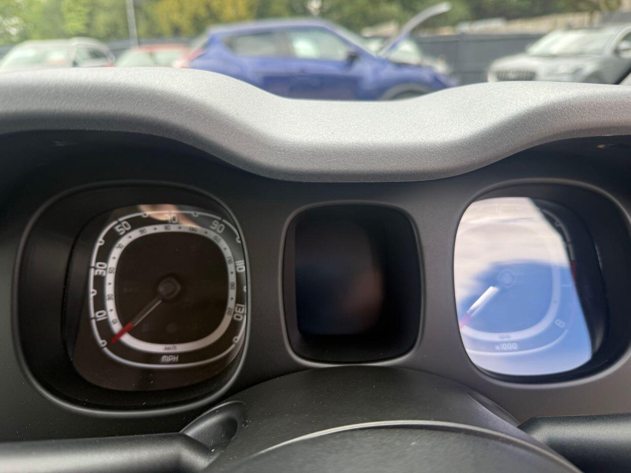 Fiat Panda view 12