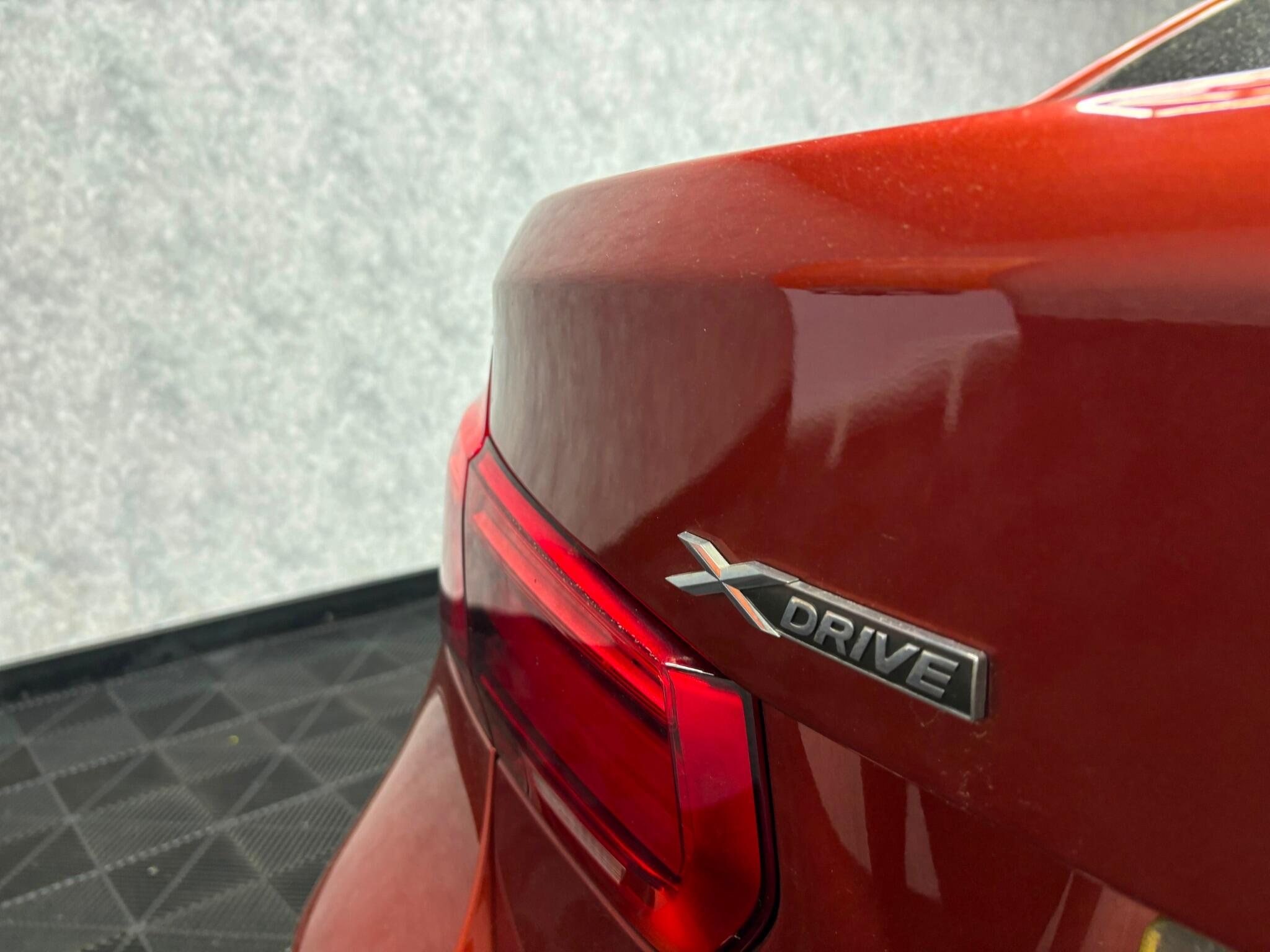BMW 3 Series view 31
