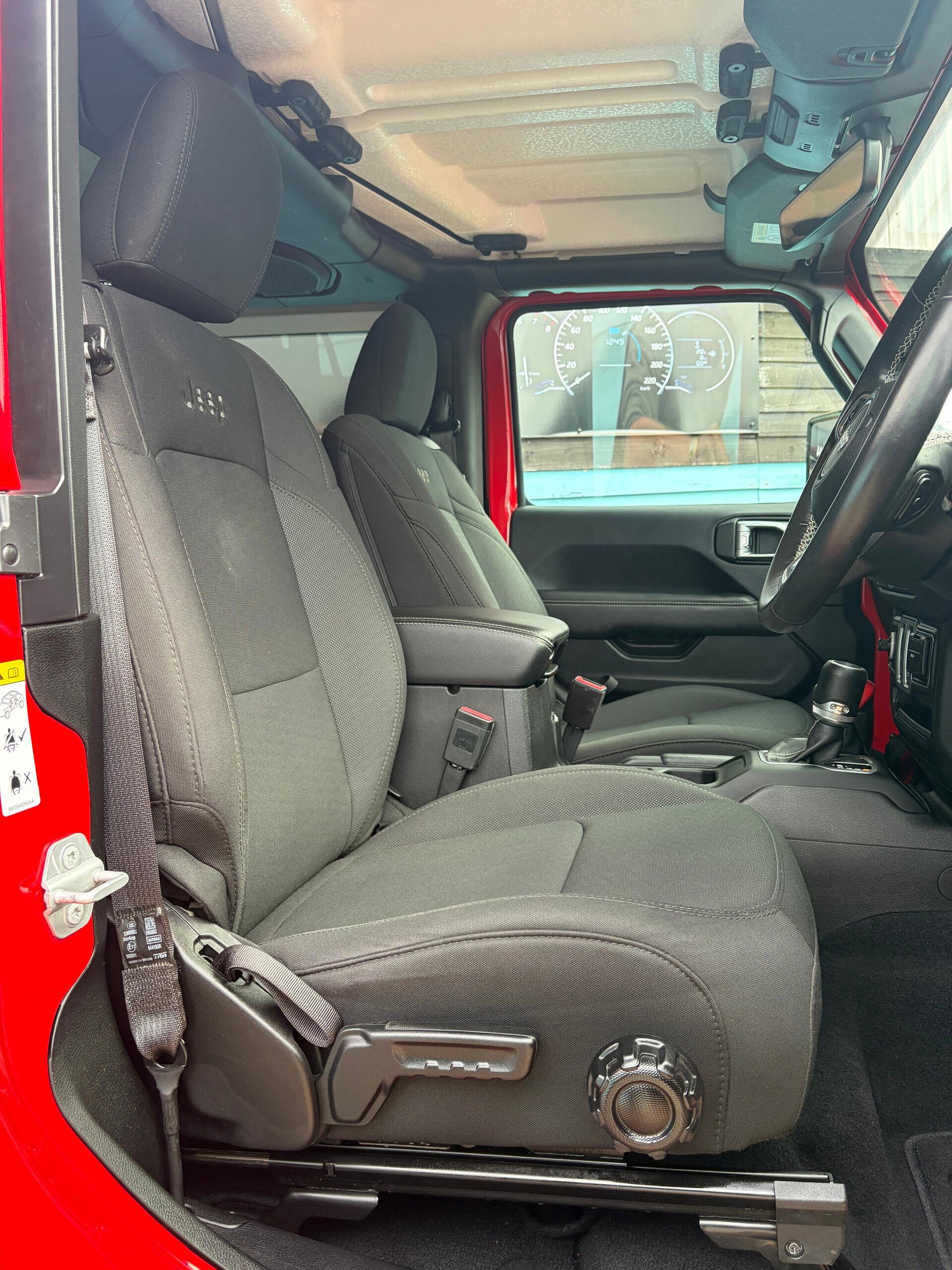Jeep Wrangler view 7