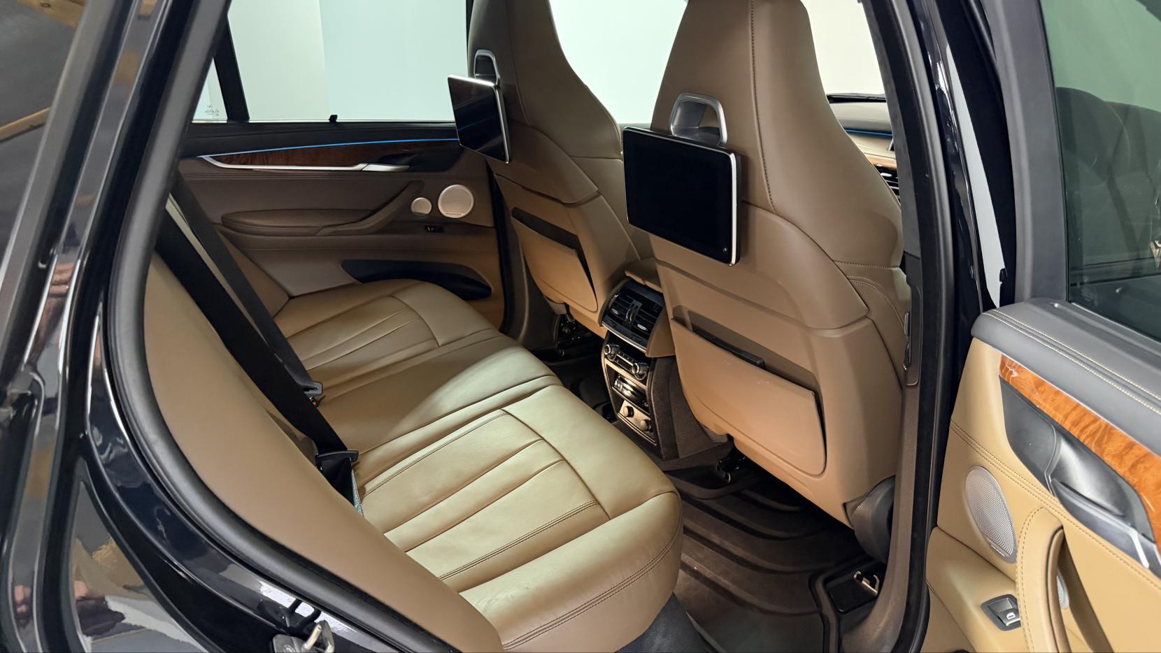 BMW X5 X5 view 13