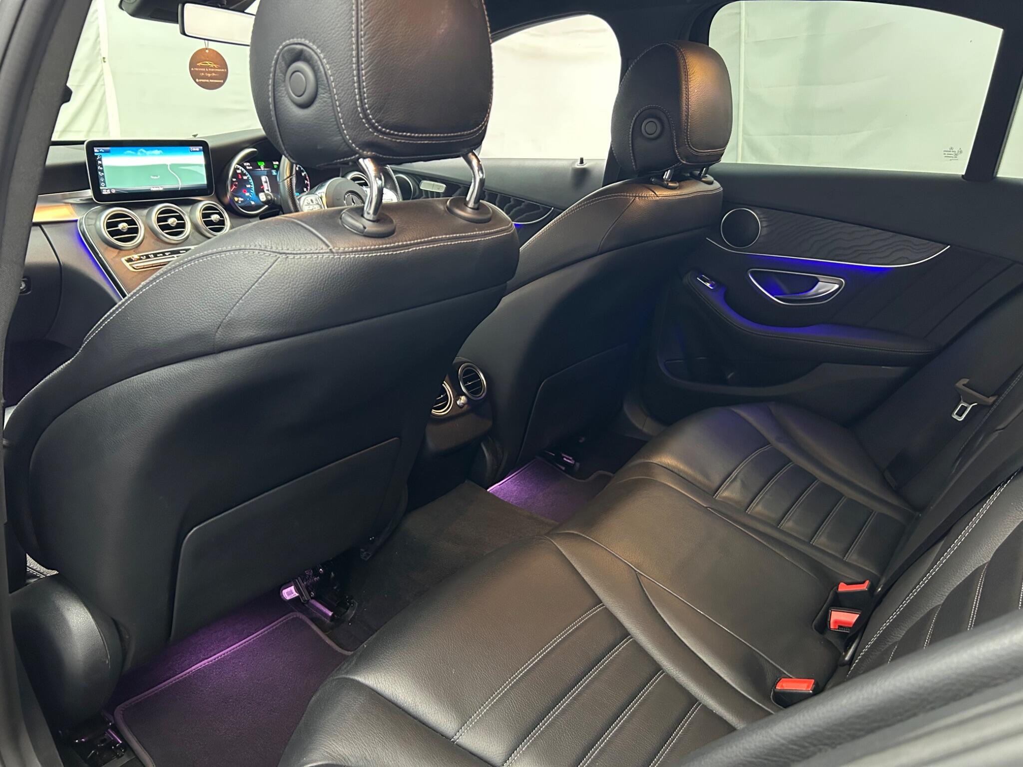 Mercedes-Benz C Class view 22