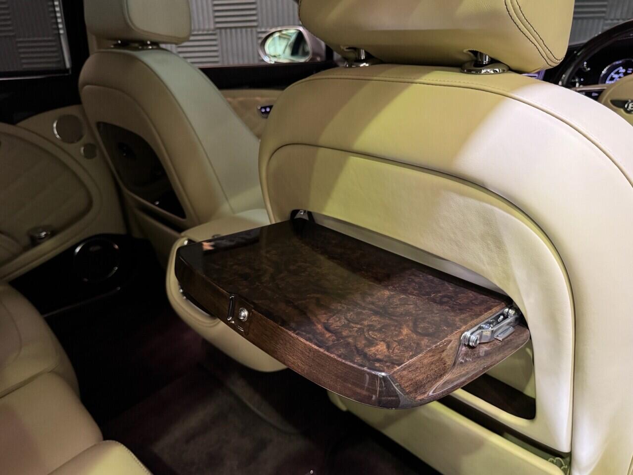 Bentley Mulsanne view 29