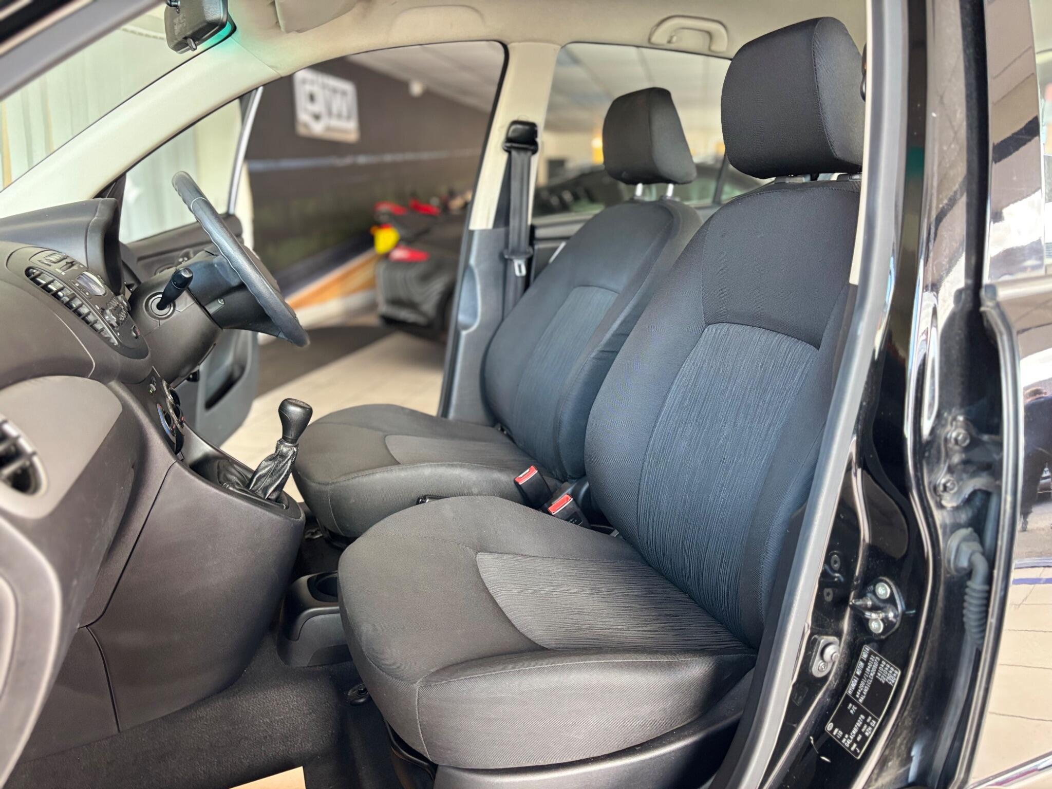 Hyundai I10 view 21