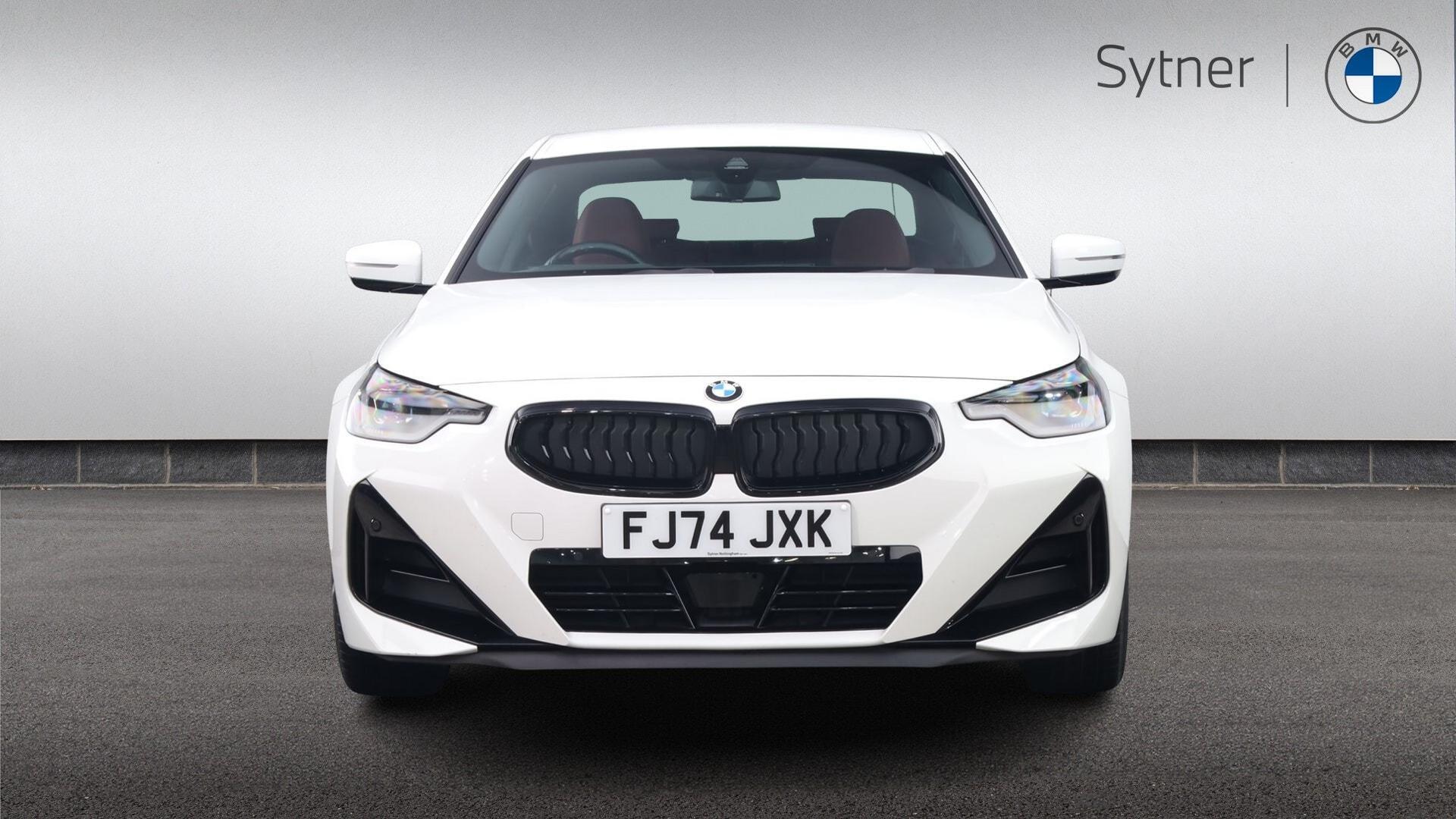 BMW 2 Series view 16