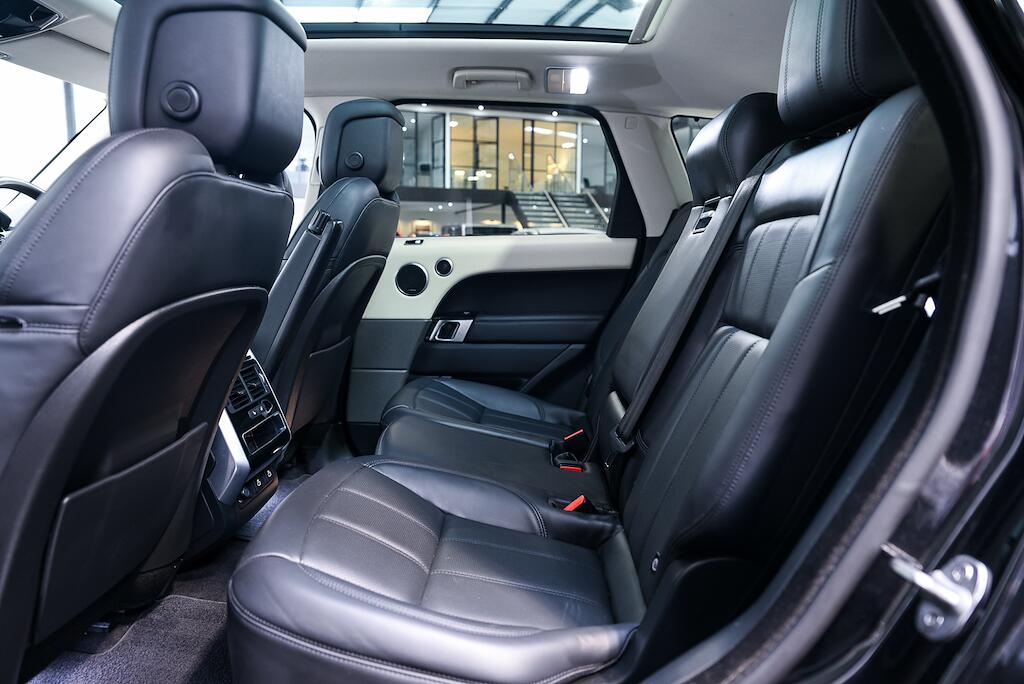 Land Rover Range Rover Sport view 14