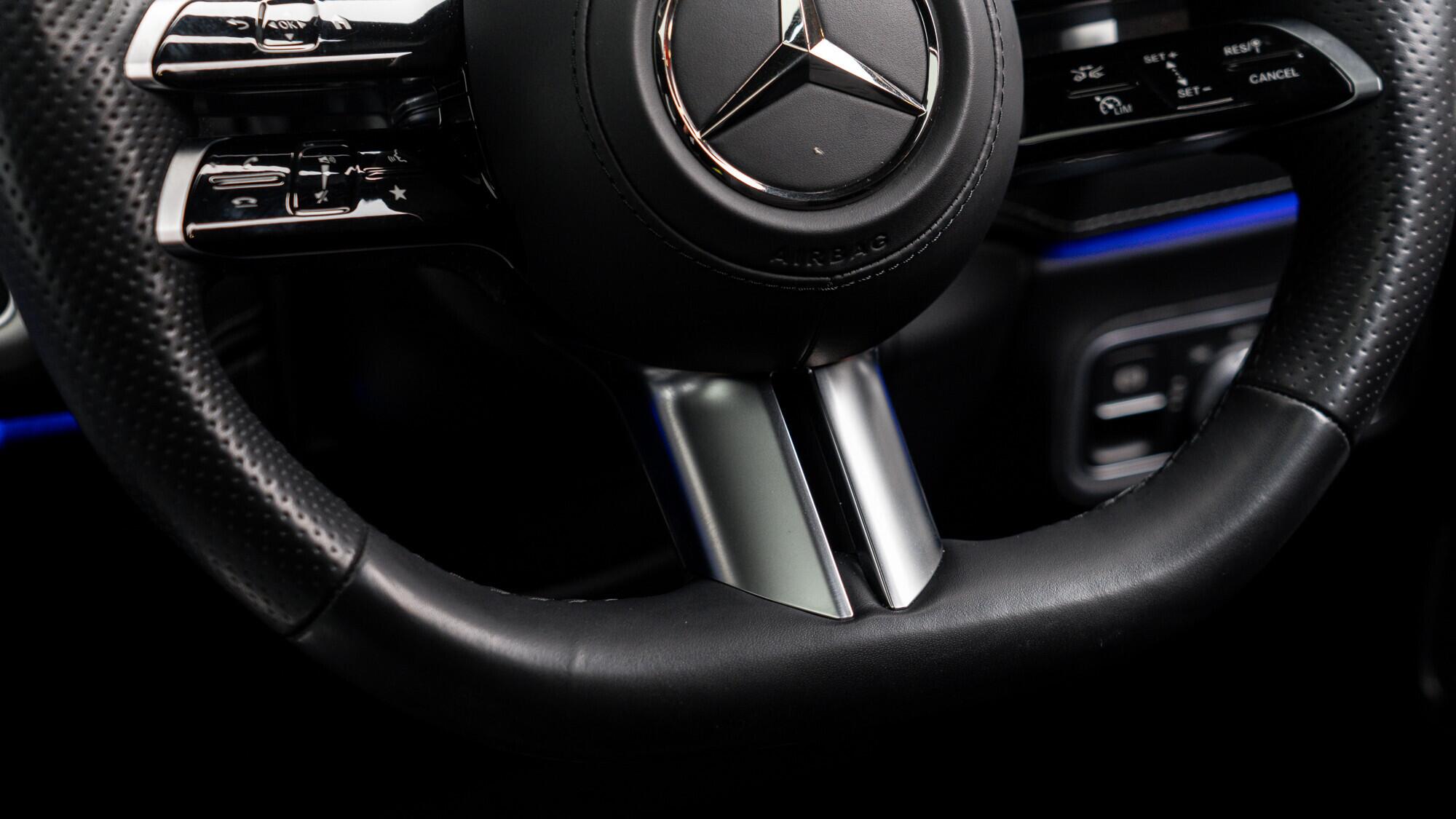 Mercedes-Benz G Class view 23