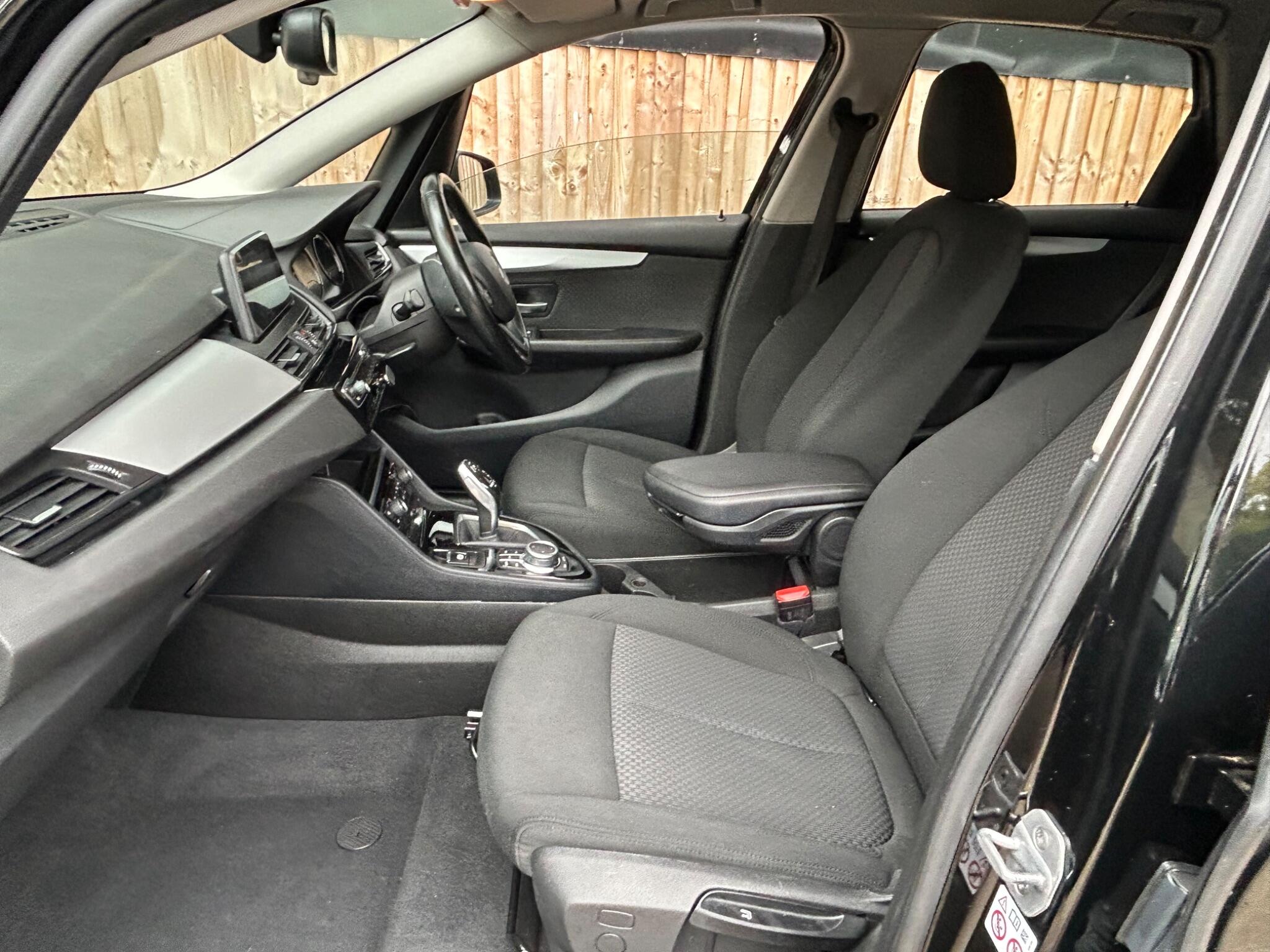 BMW 2 Series view 4