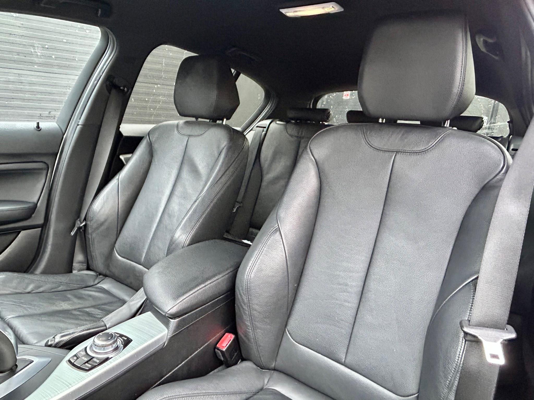 BMW 1 Series view 18