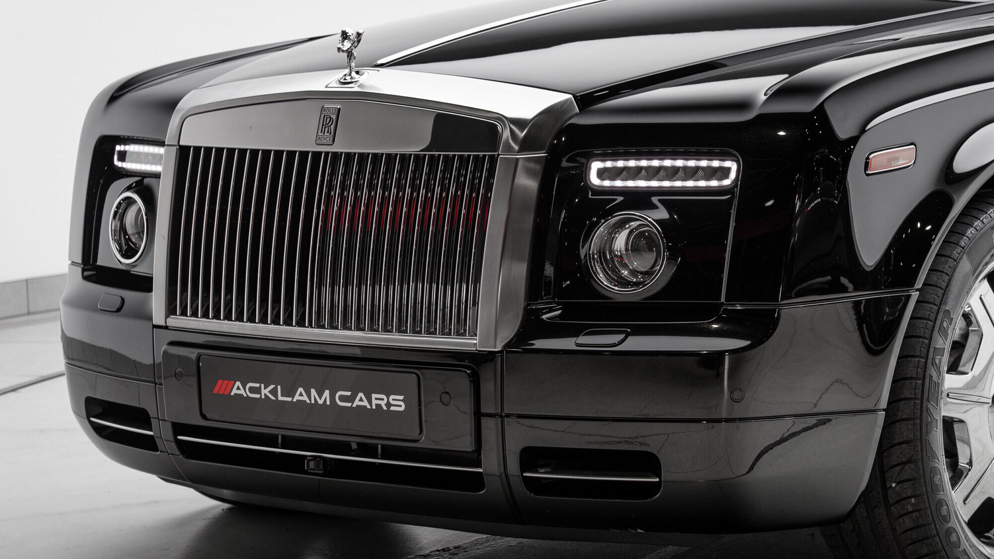 Rolls-Royce Phantom view 27