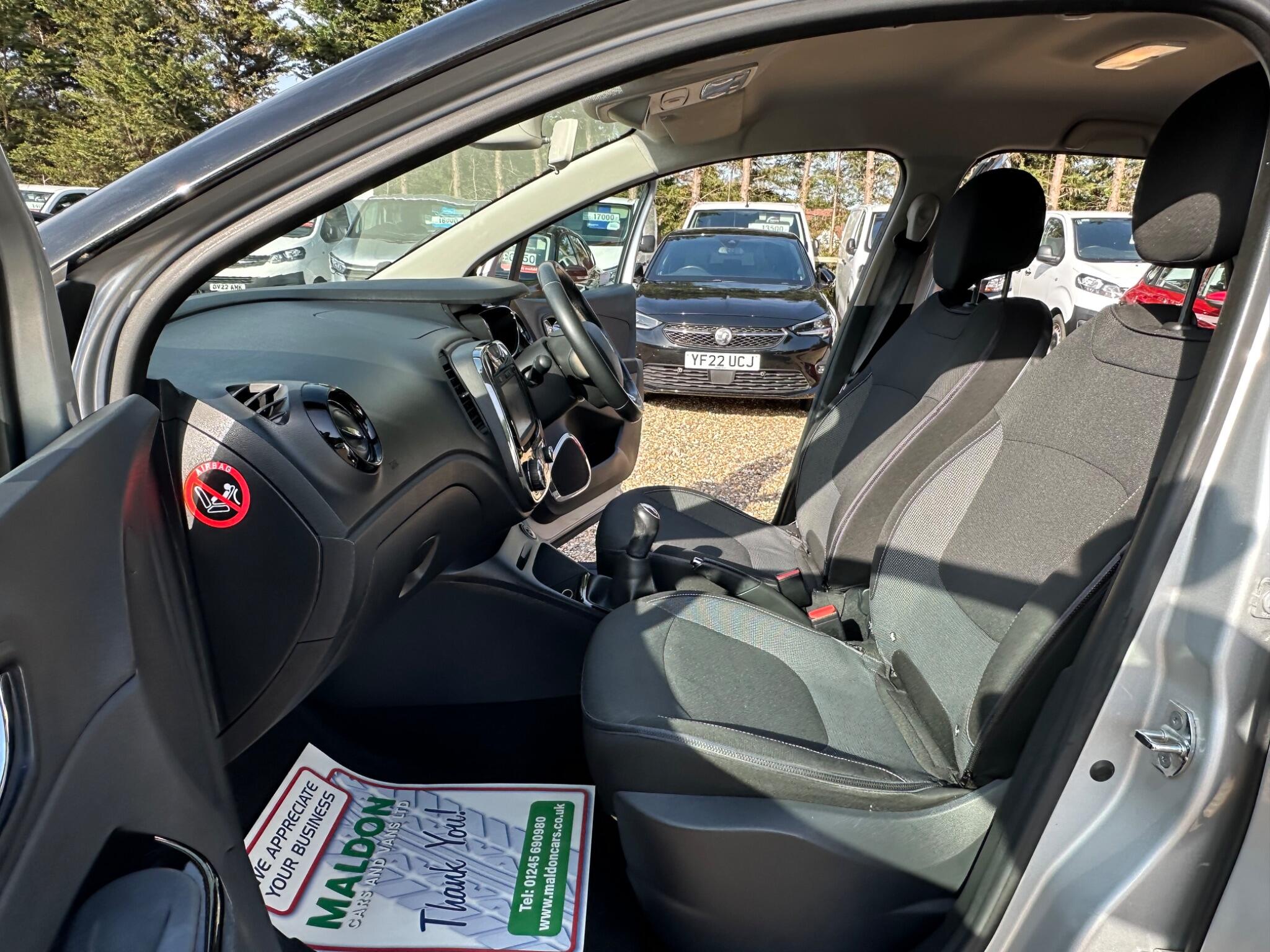 Renault Captur view 16