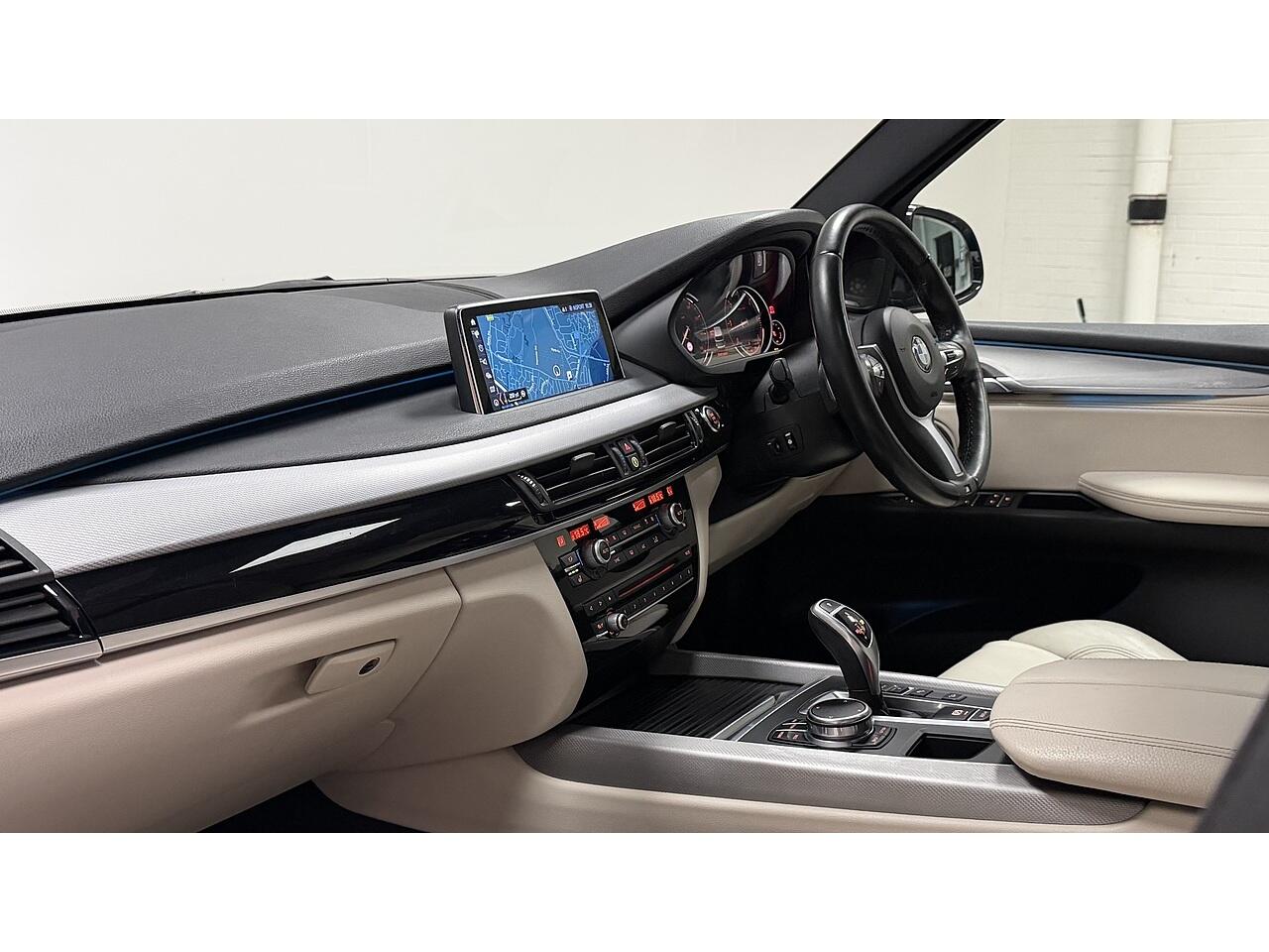 BMW X5 view 27