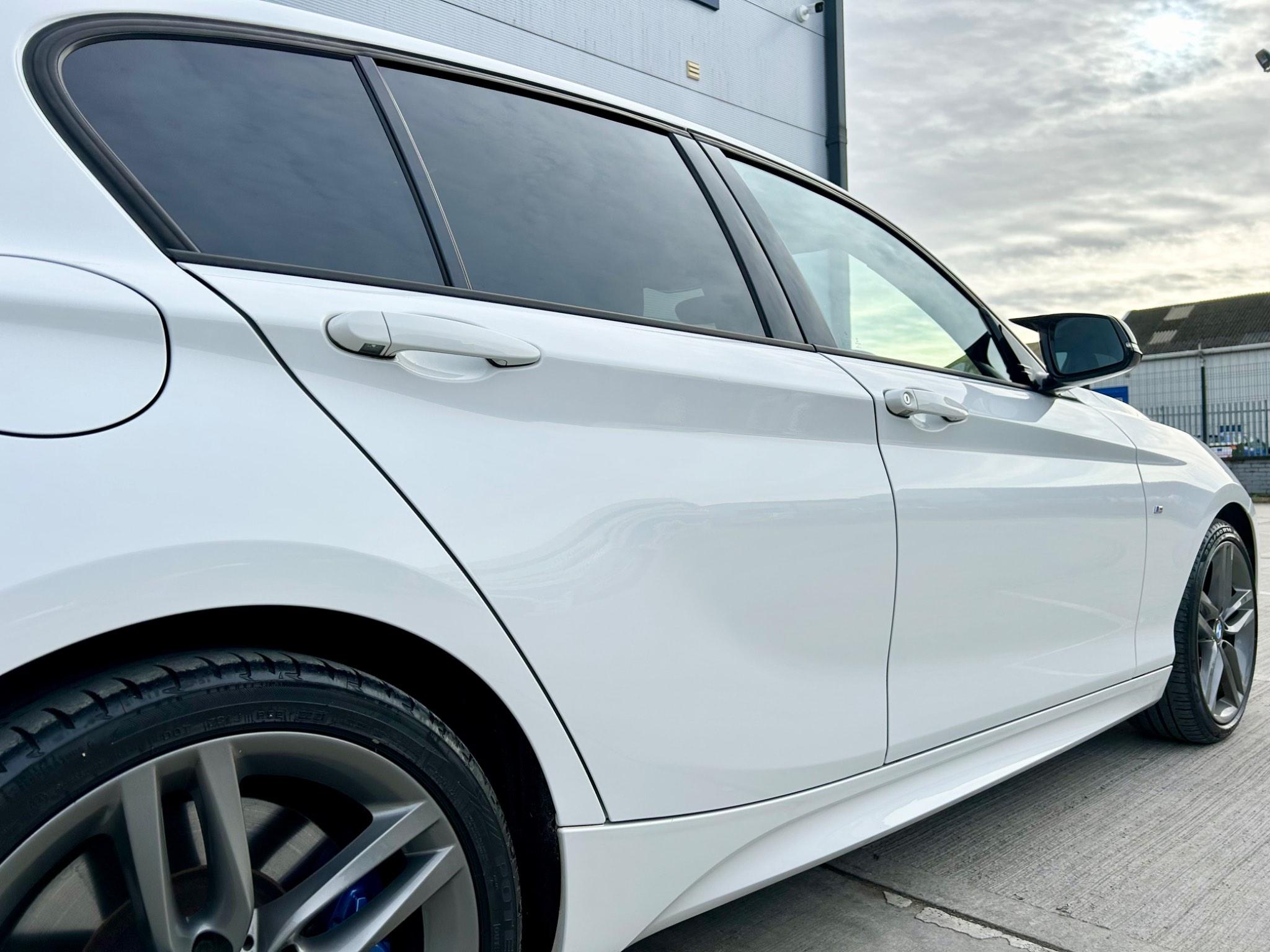 BMW 1 Series view 9