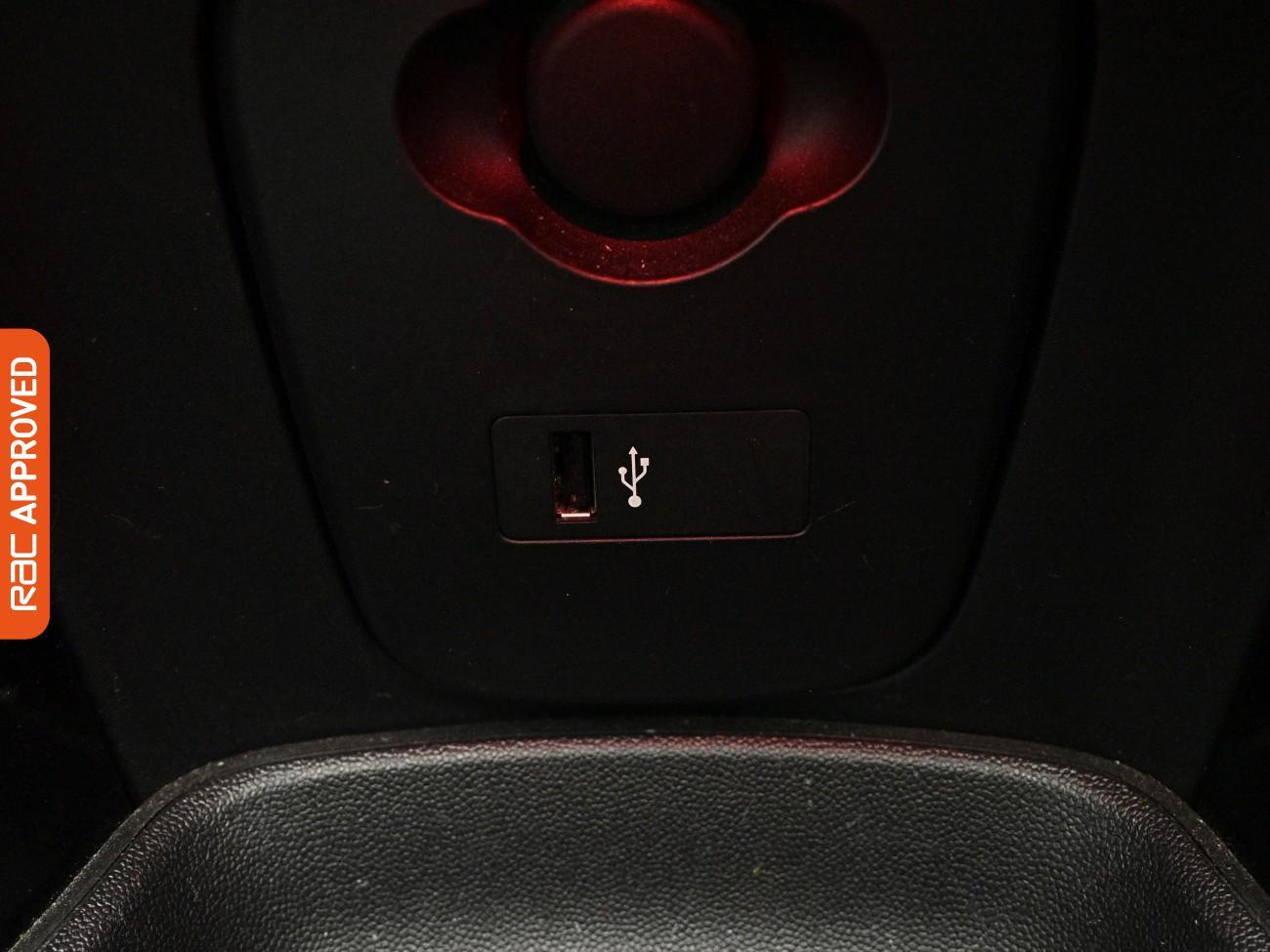 Mini Convertible view 19
