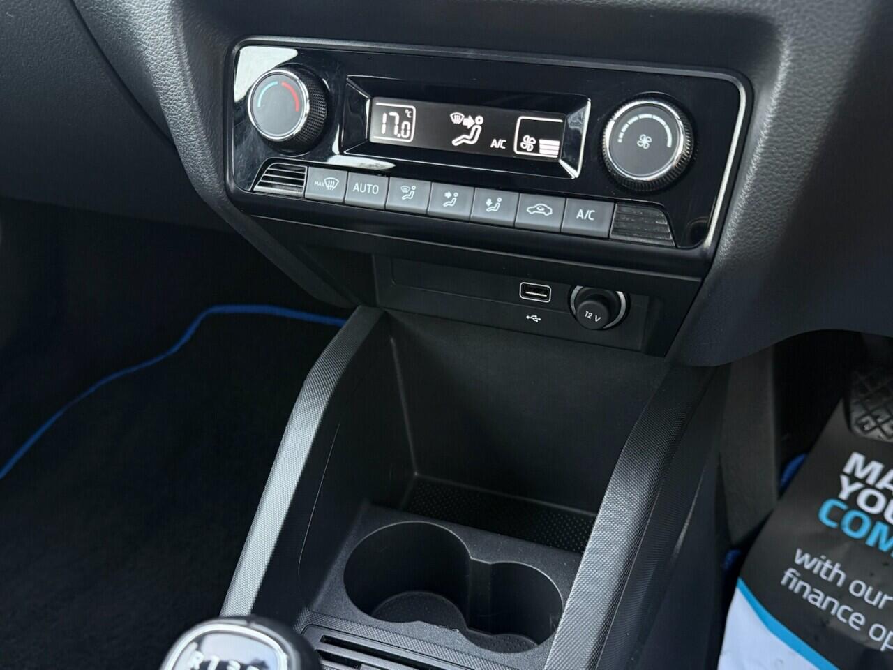 Skoda Fabia view 22