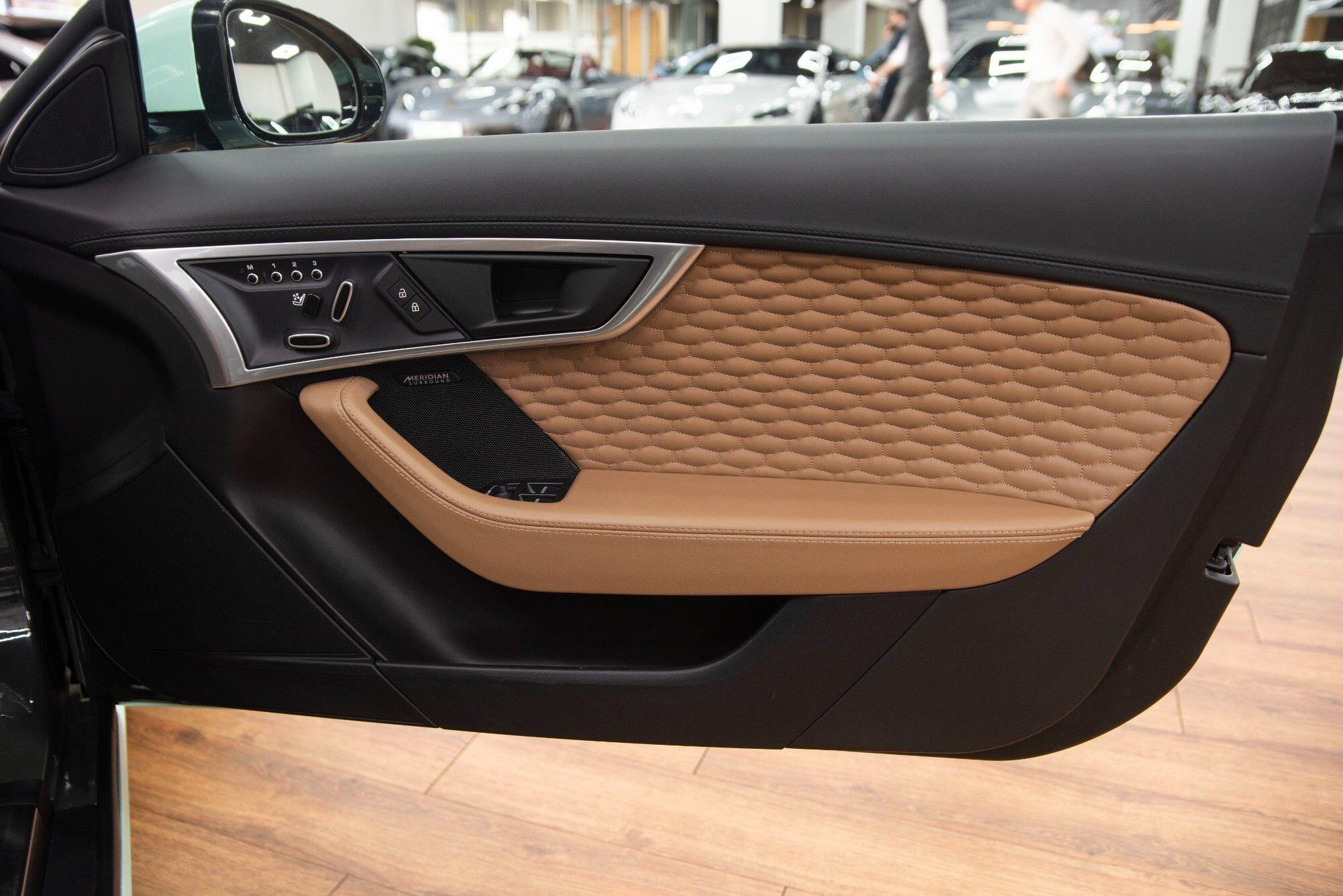 Jaguar F-Type view 27
