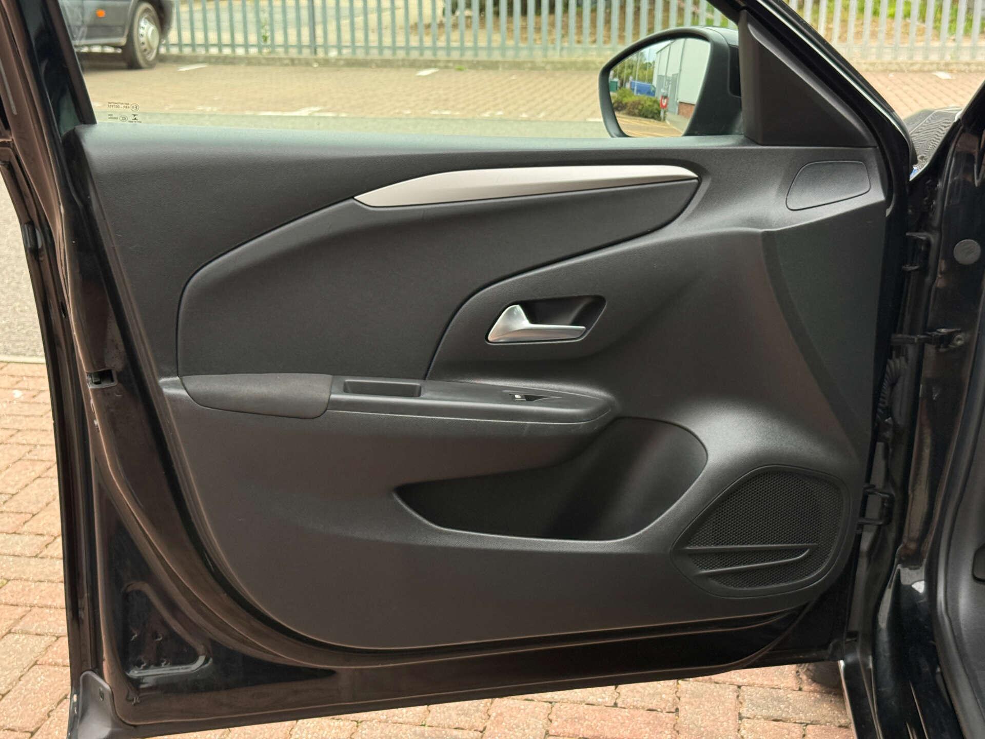 Vauxhall Corsa view 34