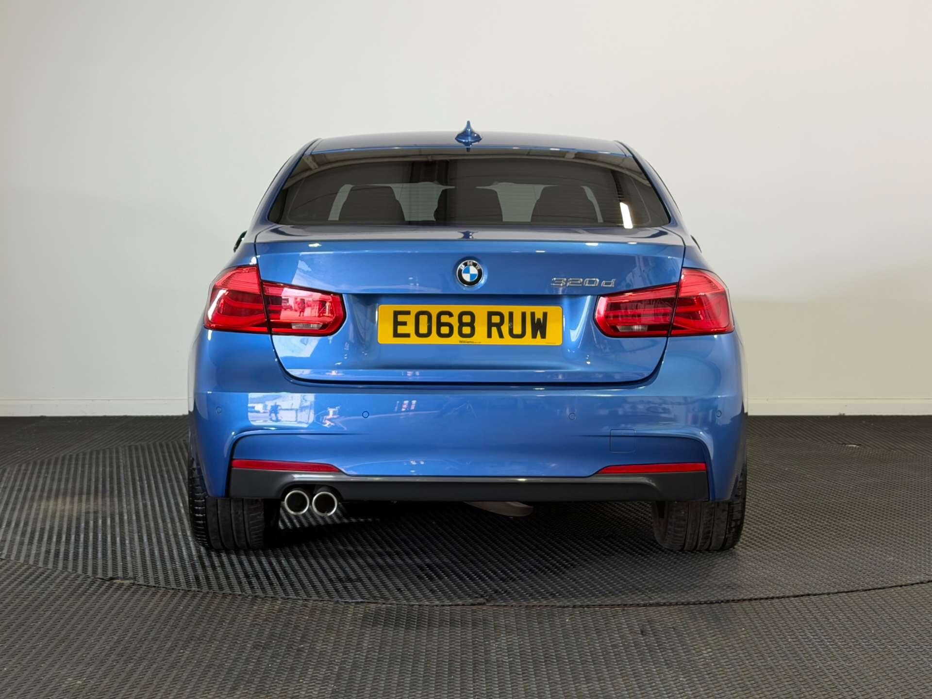 BMW 3 Series view 6