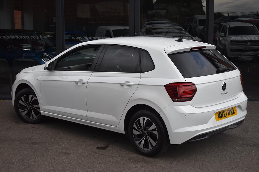 Volkswagen Polo view 2