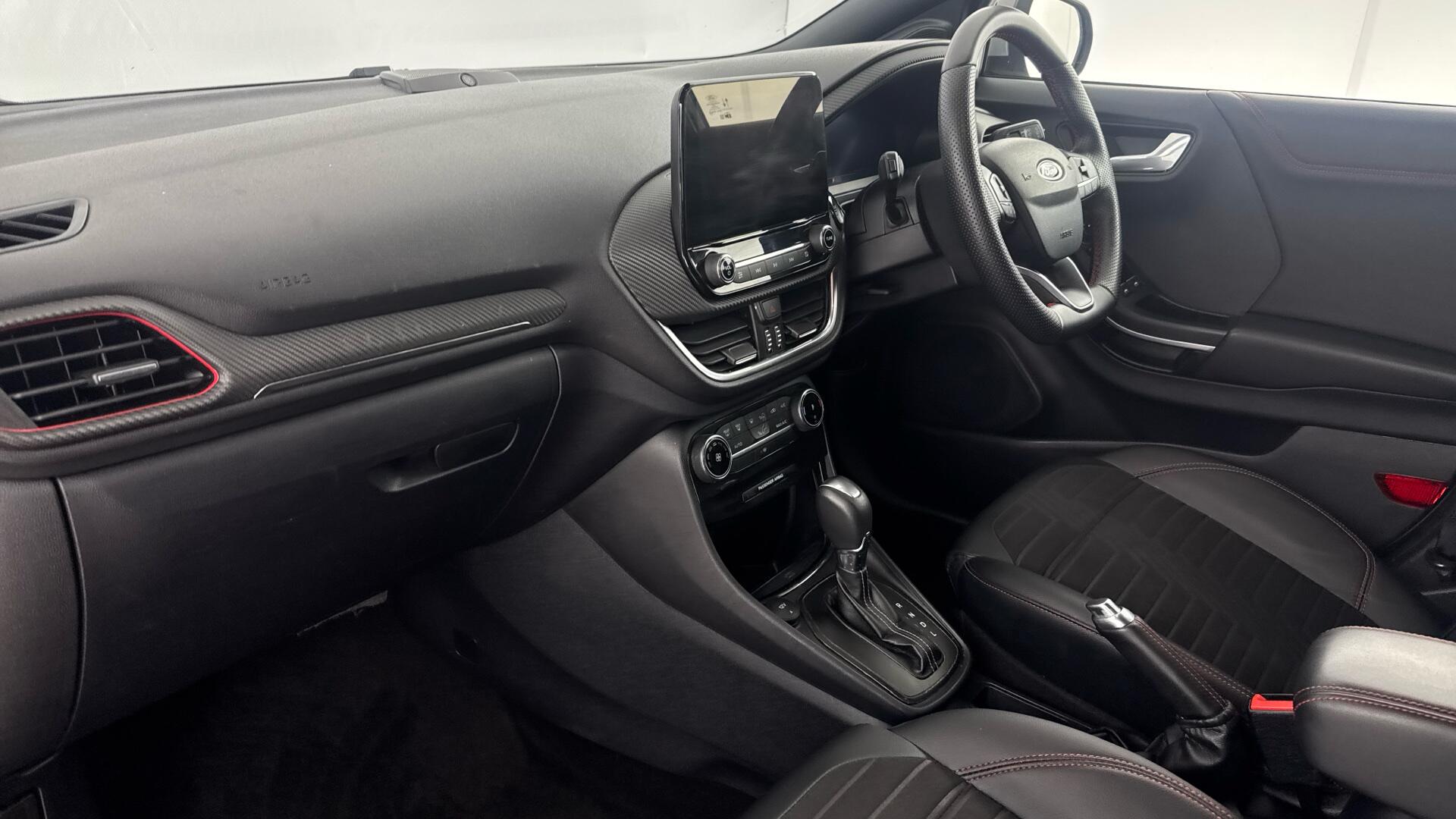 Ford Puma view 10