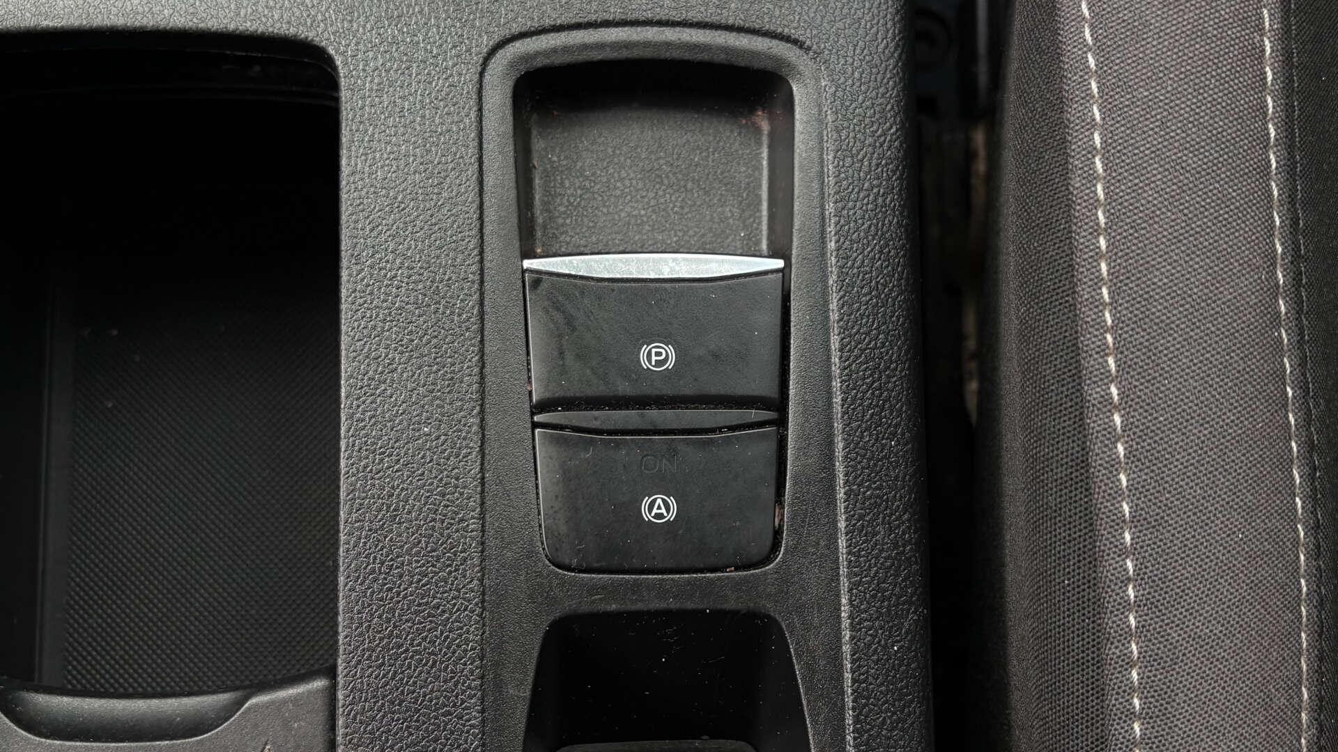 Ford Focus view 33
