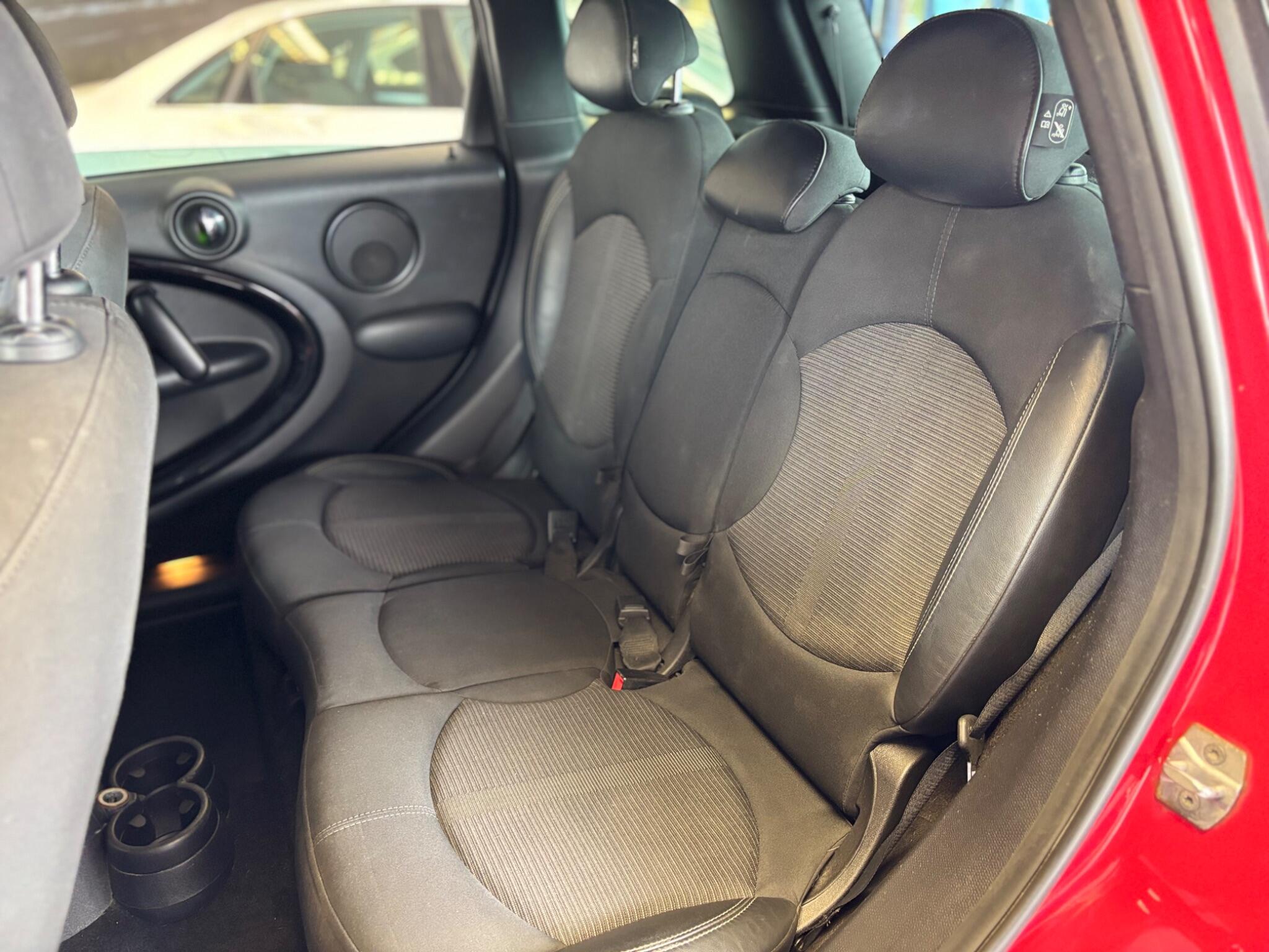 Mini Countryman view 13