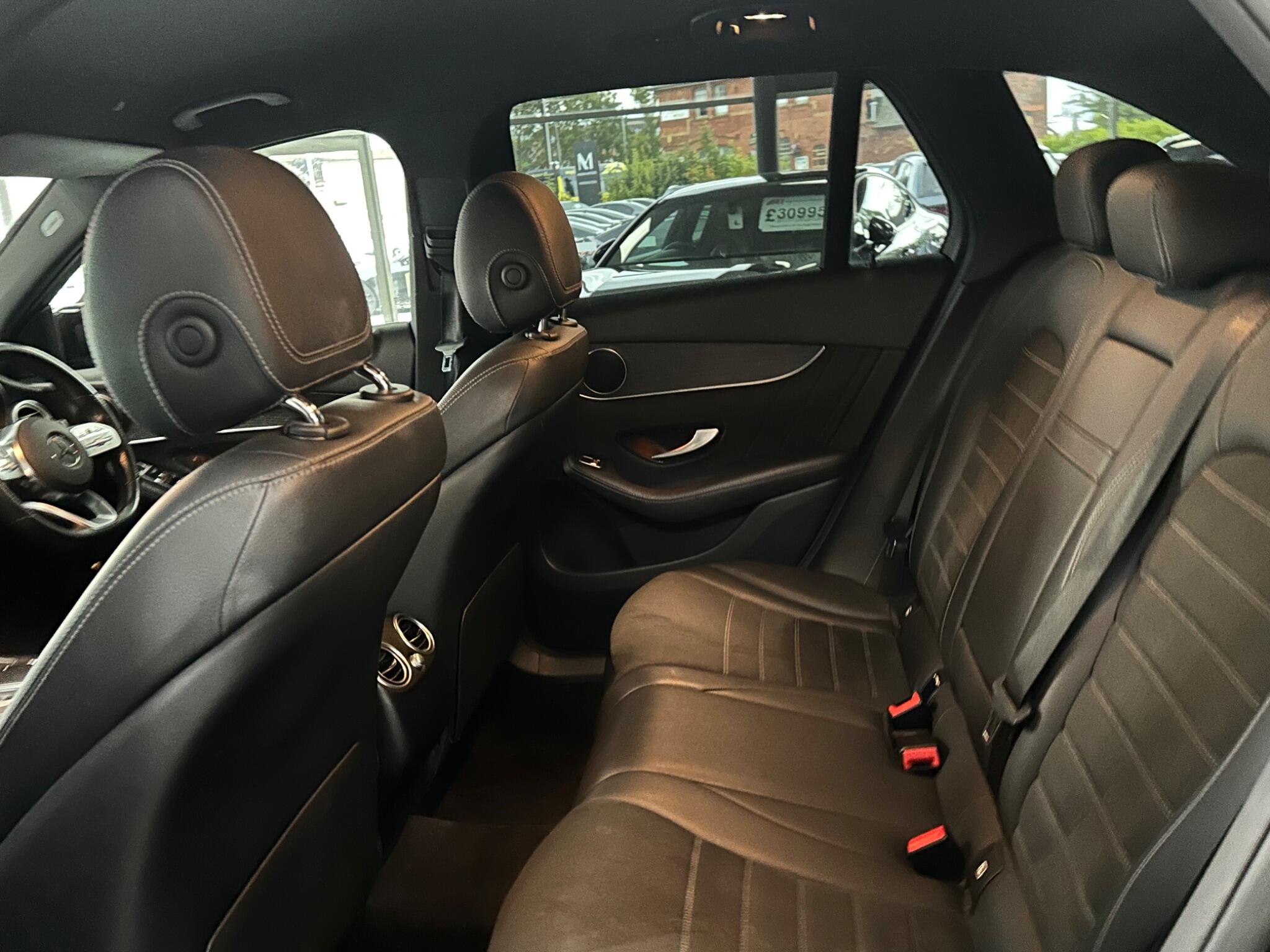 Mercedes-Benz GLC view 37