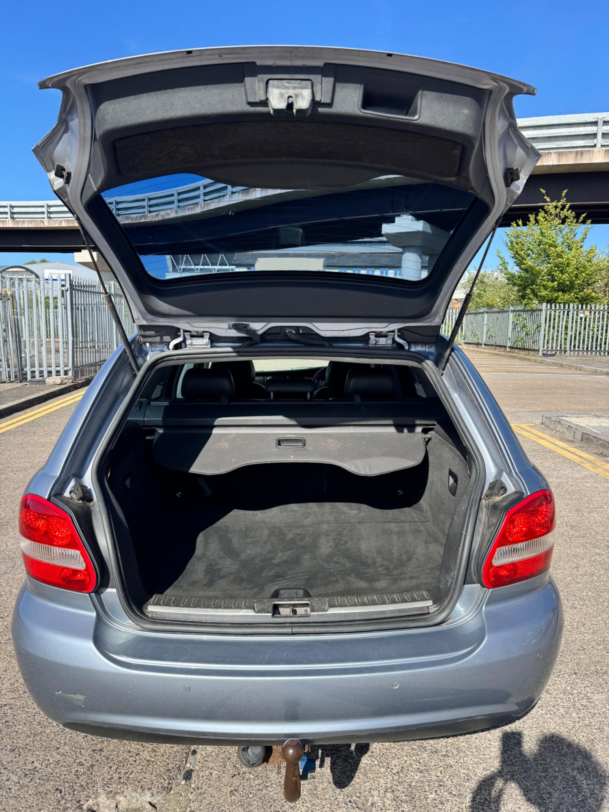 Jaguar X-Type view 45