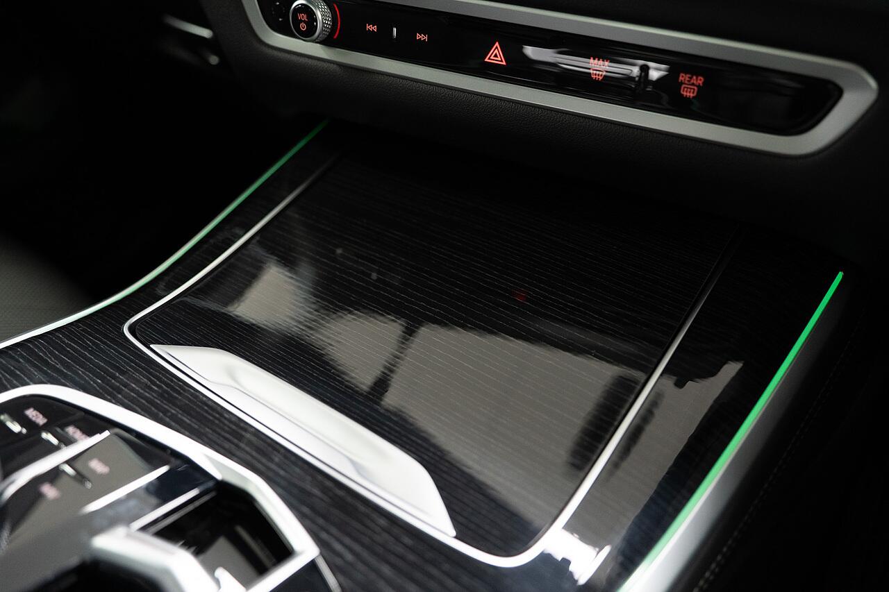 BMW X5 view 17