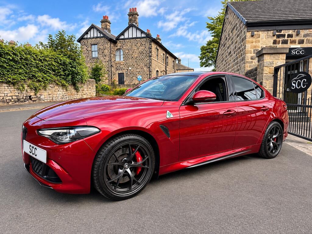 Alfa Romeo Giulia view 5