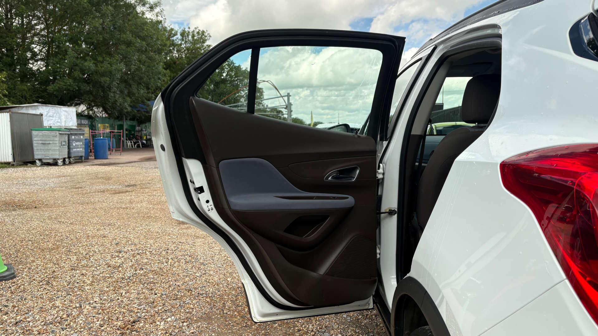 Vauxhall Mokka view 36