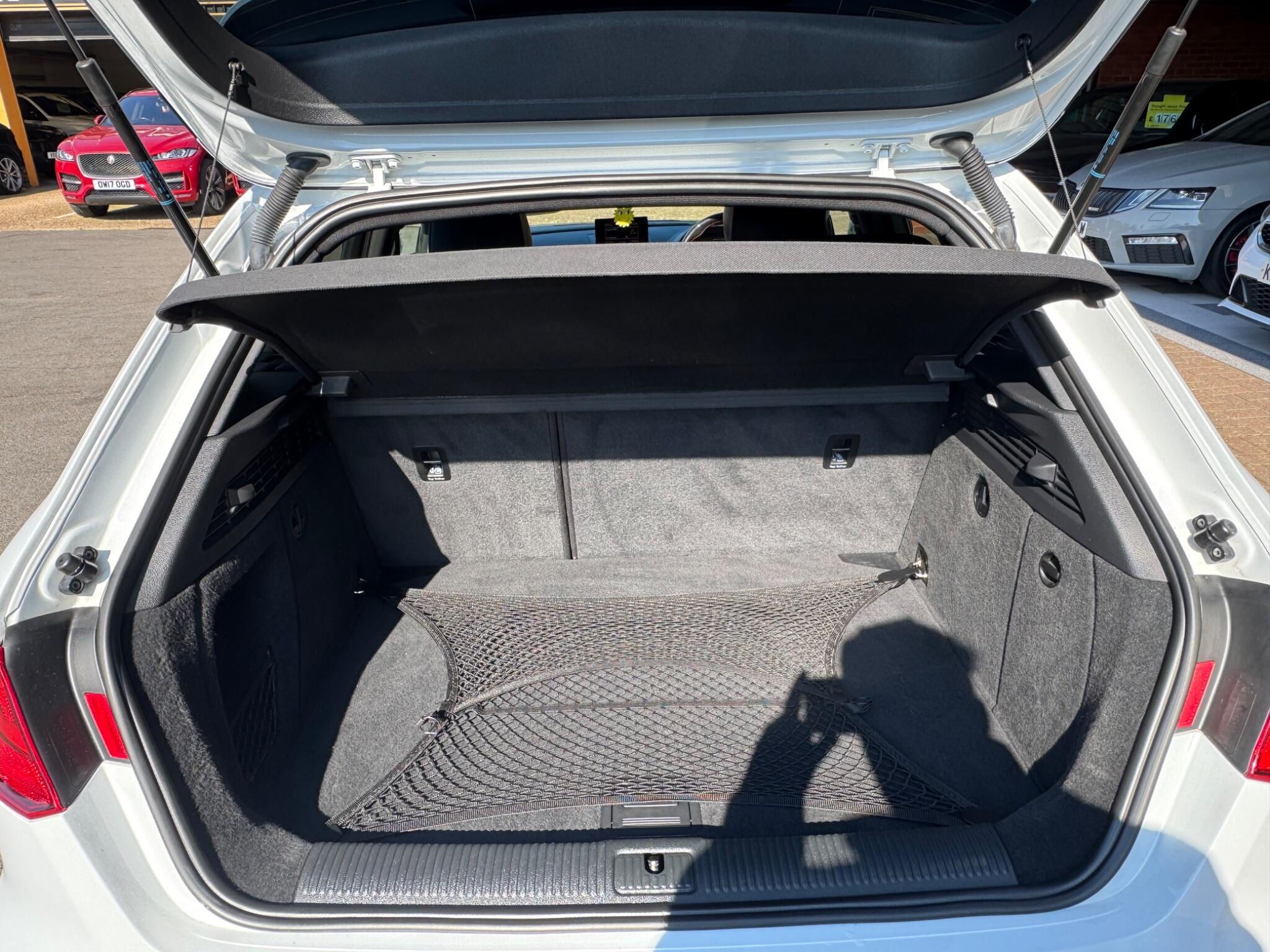 Audi S3 view 11