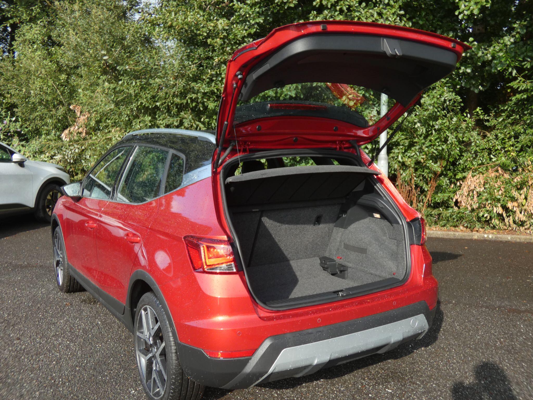 Seat Arona view 14