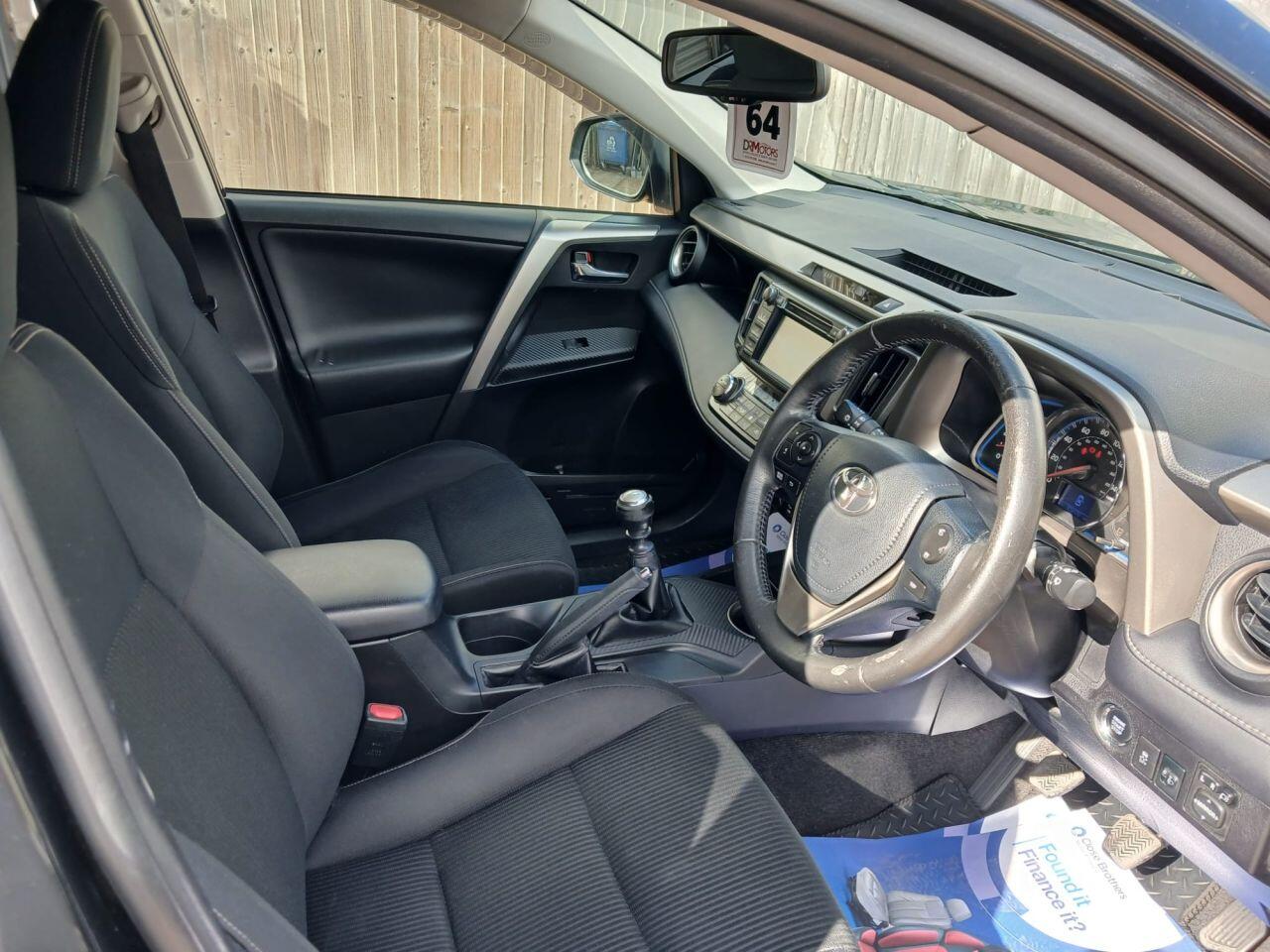 Toyota RAV4 view 35