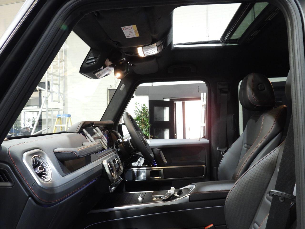 Mercedes-Benz G Class view 19