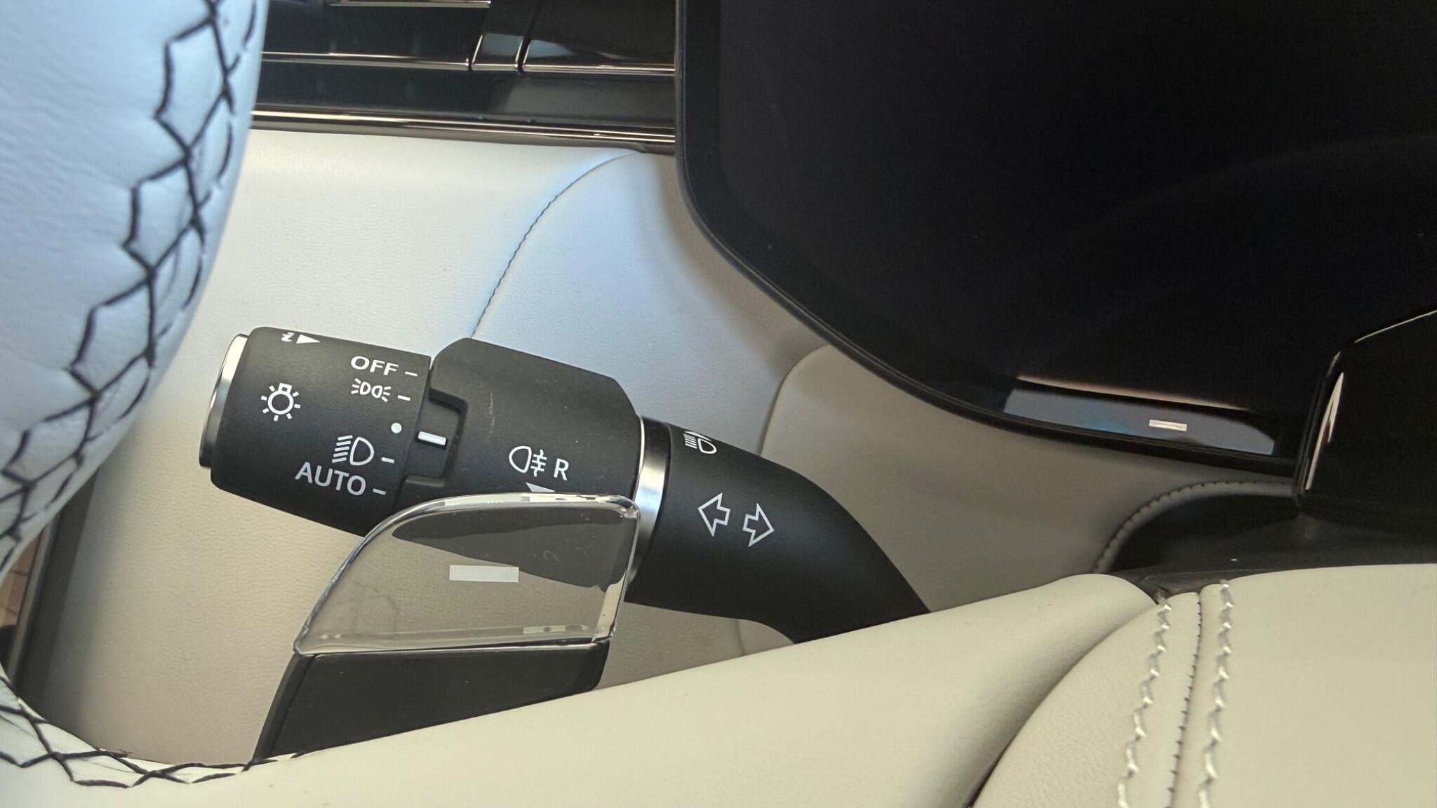 Land Rover Range Rover Sport view 23