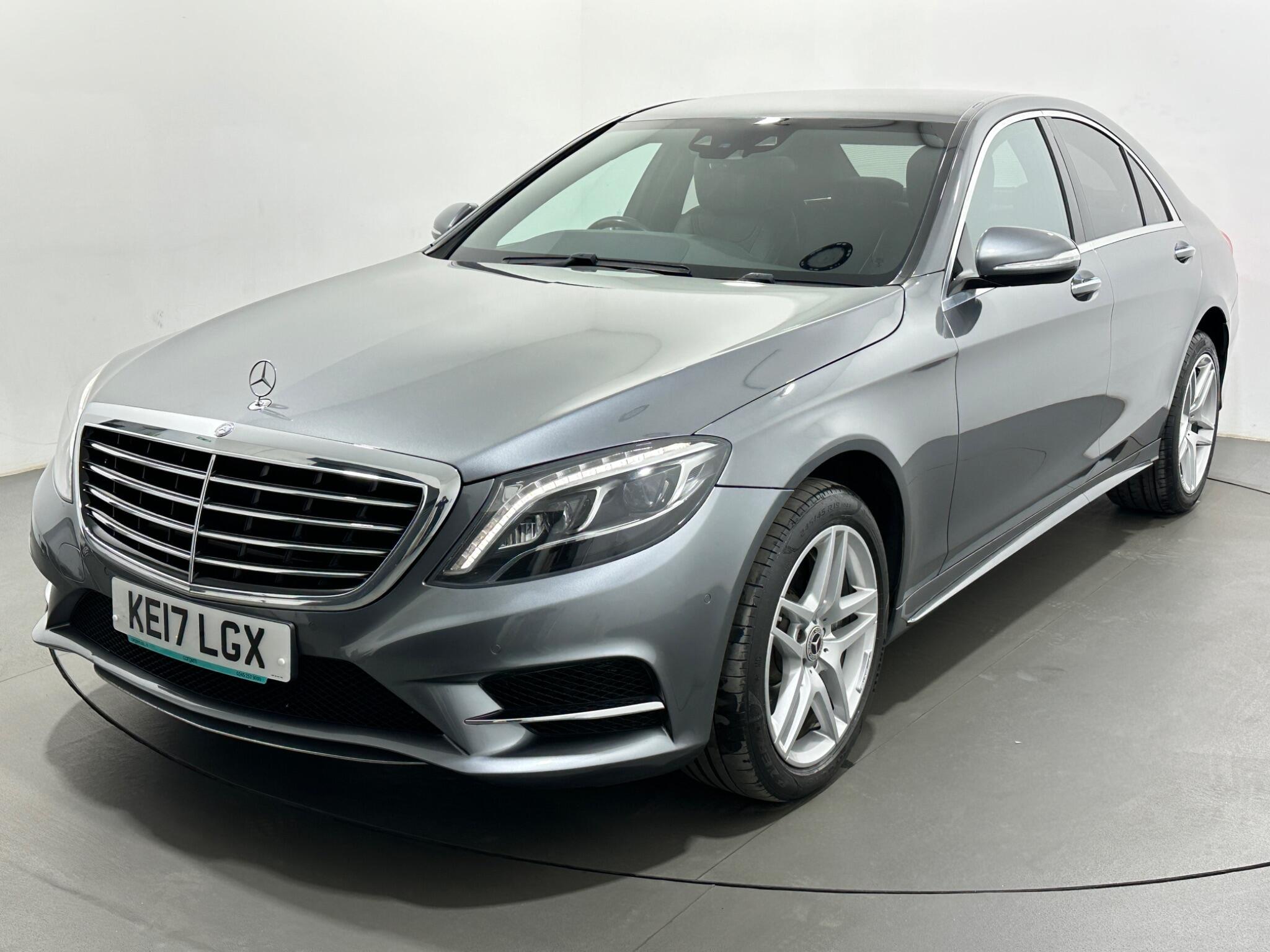 Mercedes-Benz S-Class view 54