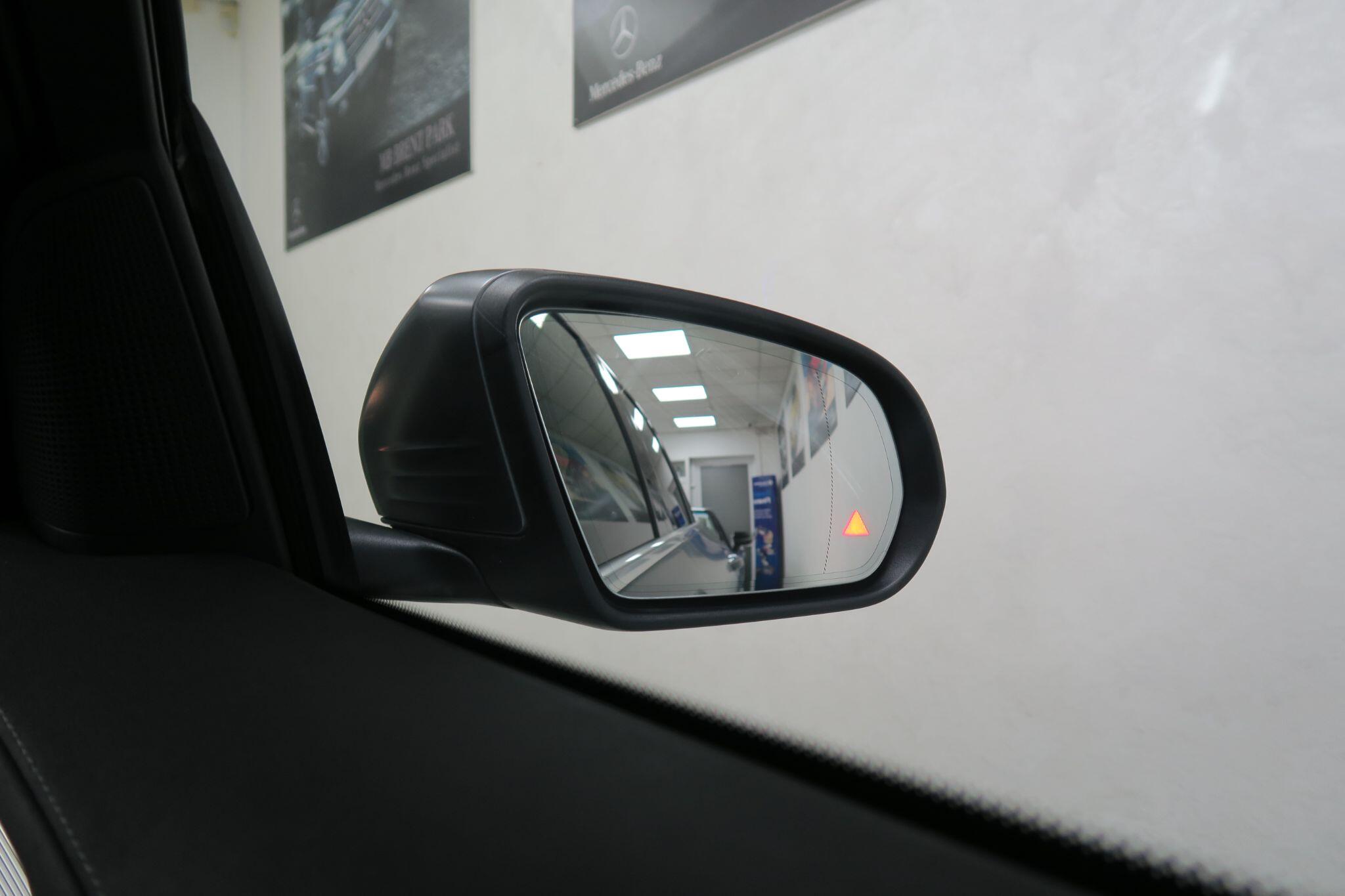 Mercedes-Benz Eqc view 18