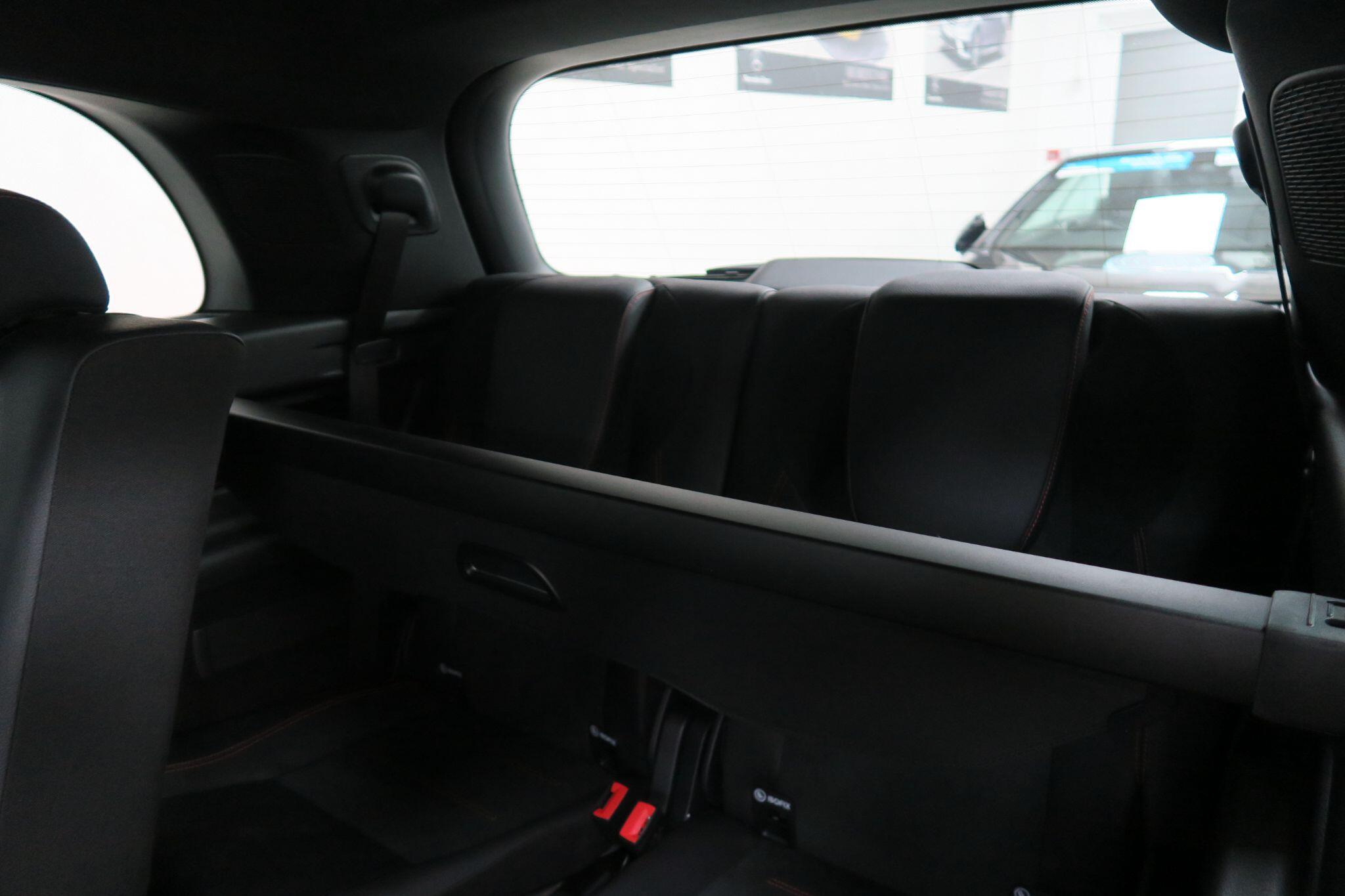 Mercedes-Benz 300 view 12