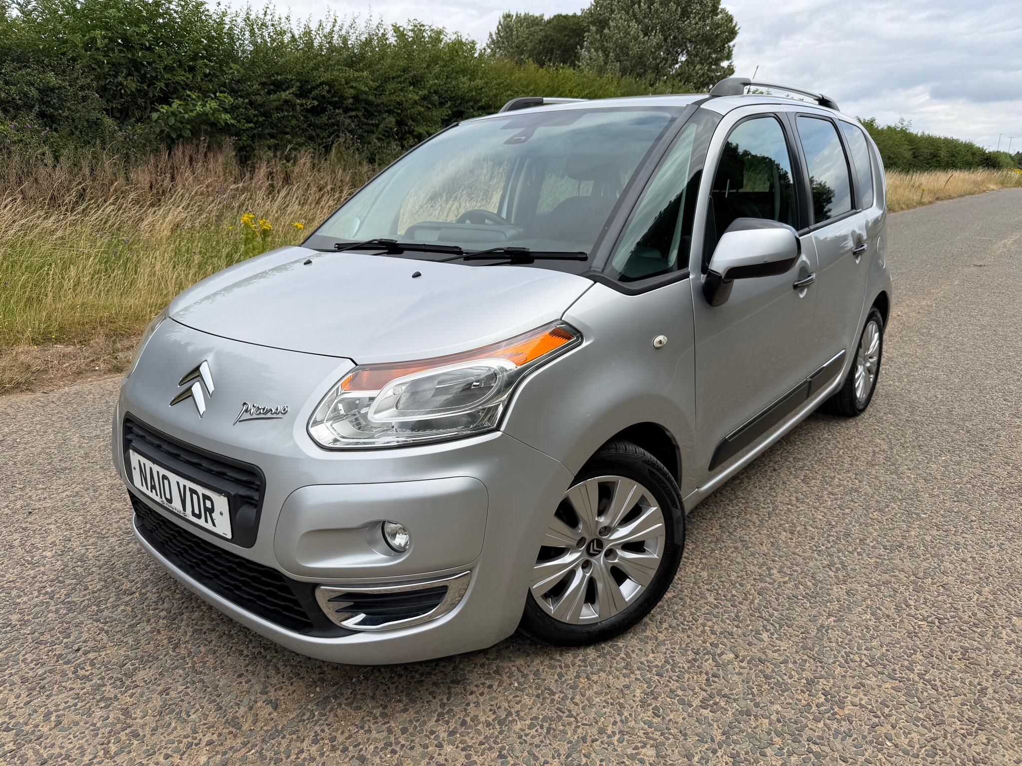 Citroen C3 Picasso view 18