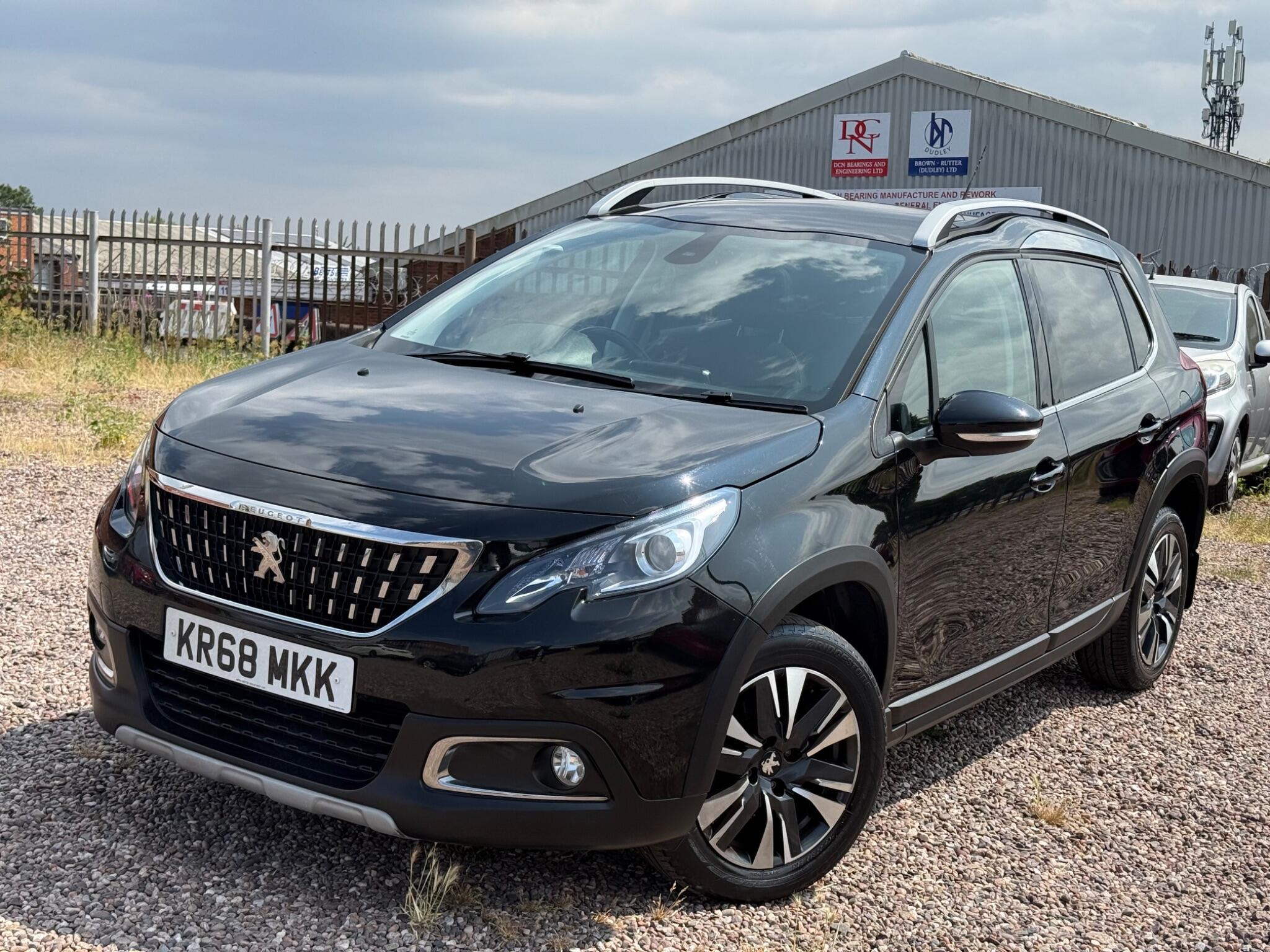 Peugeot 2008 view 2