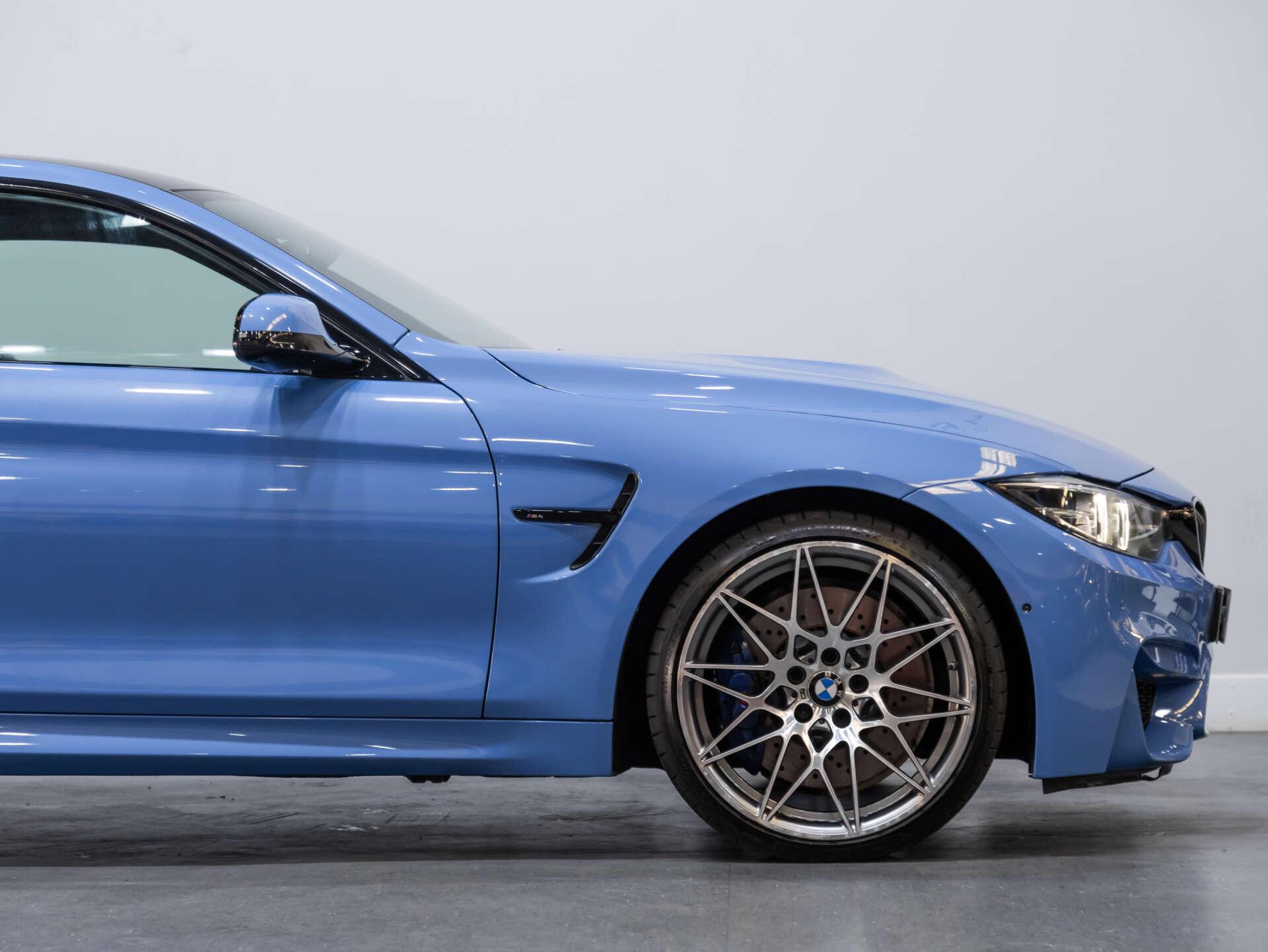 BMW M4 view 20