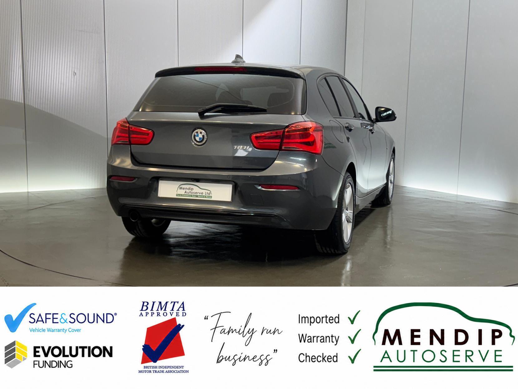 BMW 1 Series view 20