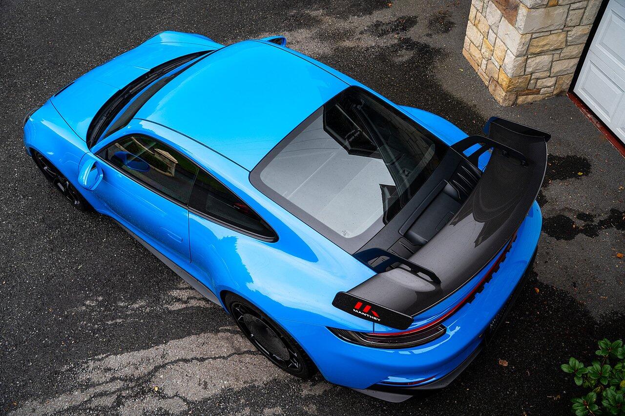 Porsche 911 view 46