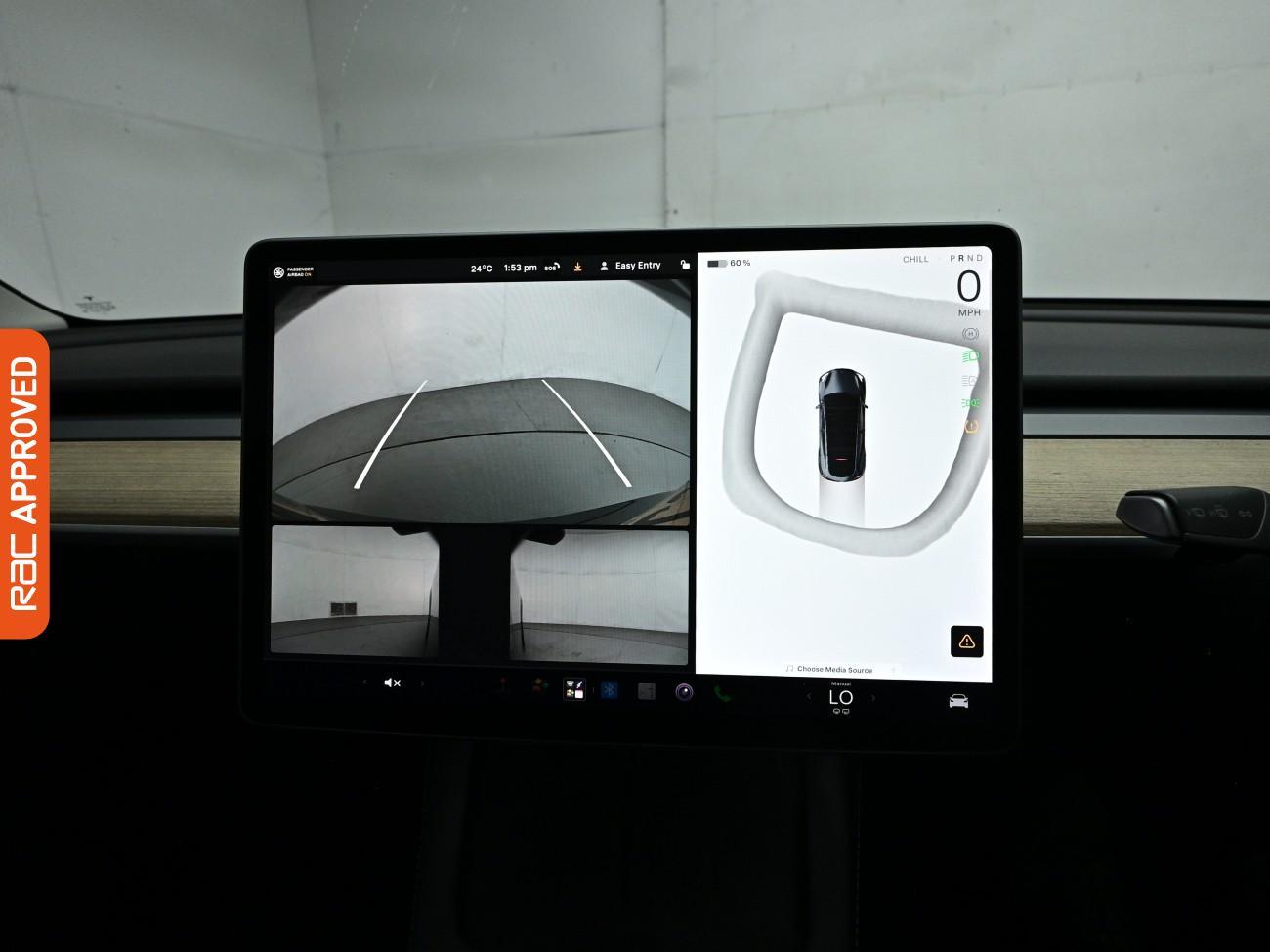 Tesla Model Y view 20