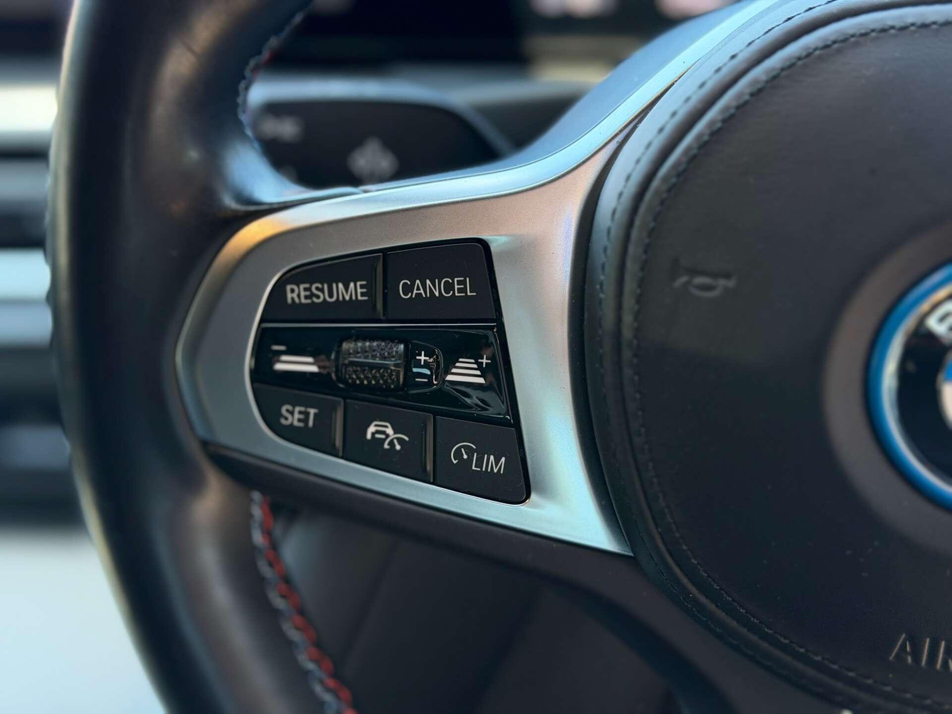 BMW I4 view 13