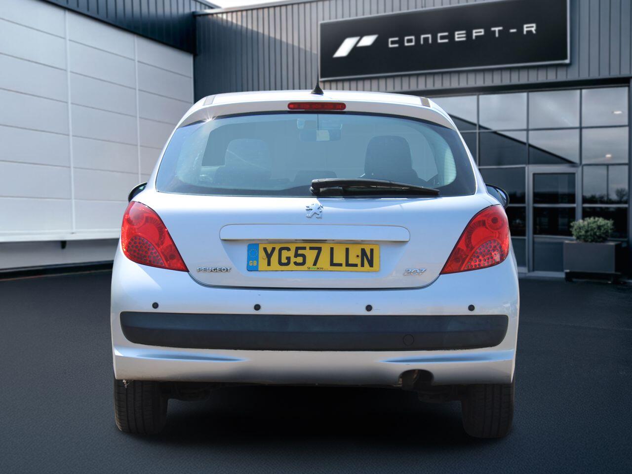 Peugeot 207 view 5