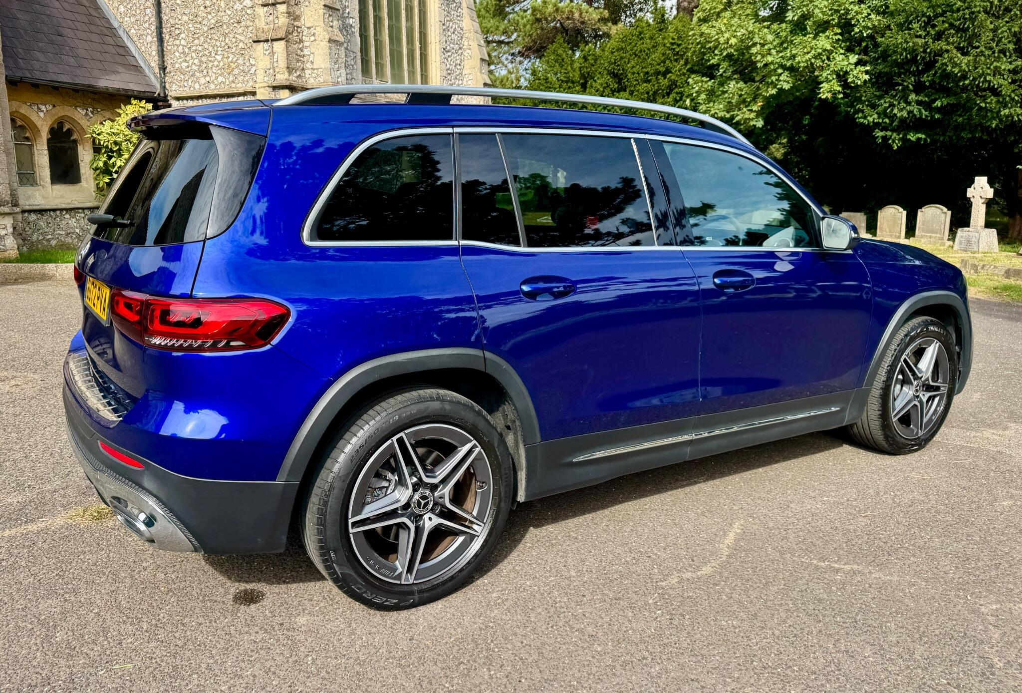Mercedes-Benz GLB view 24