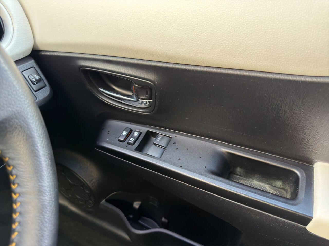 Toyota Yaris view 9