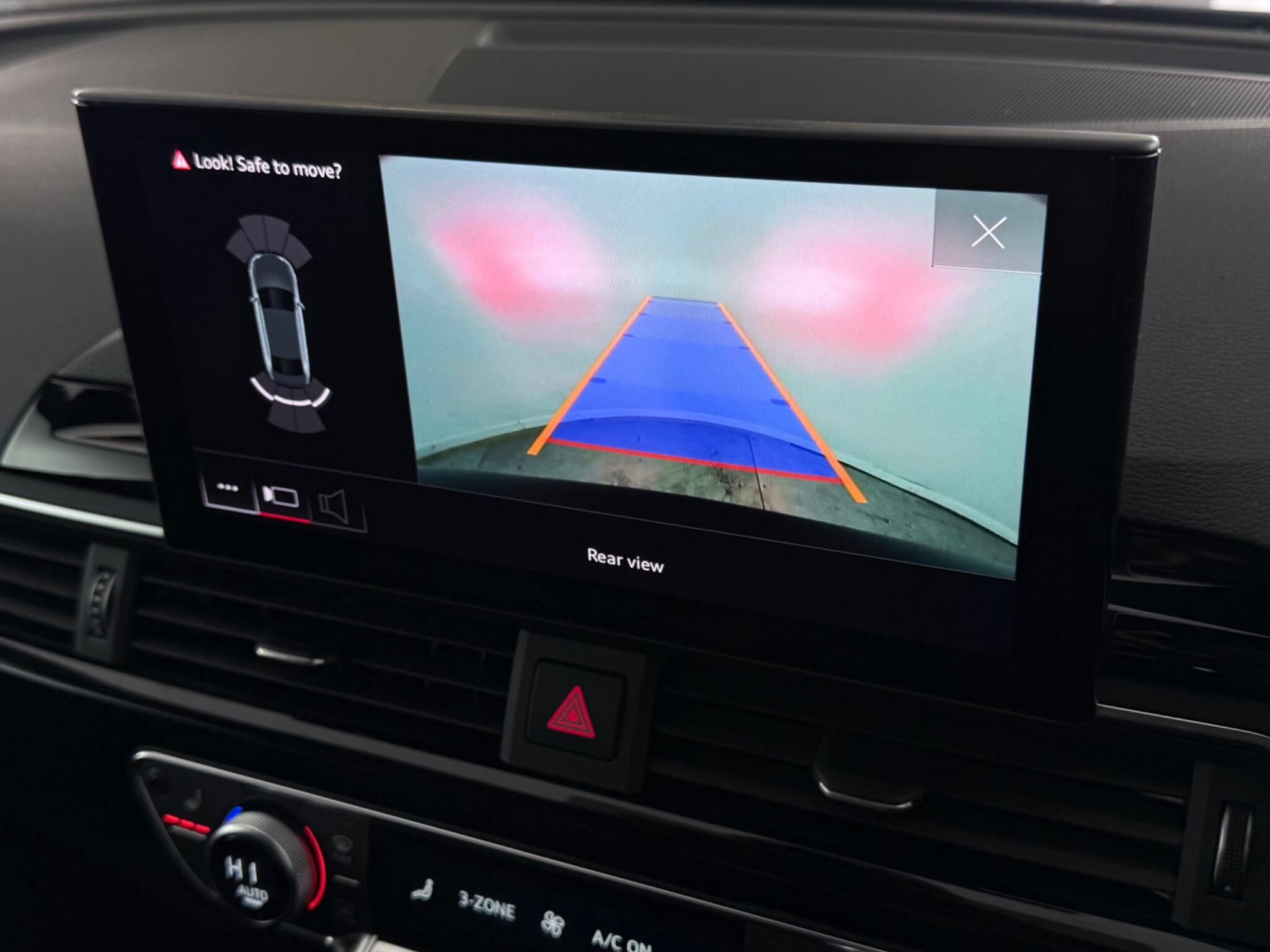 Audi A4 view 23